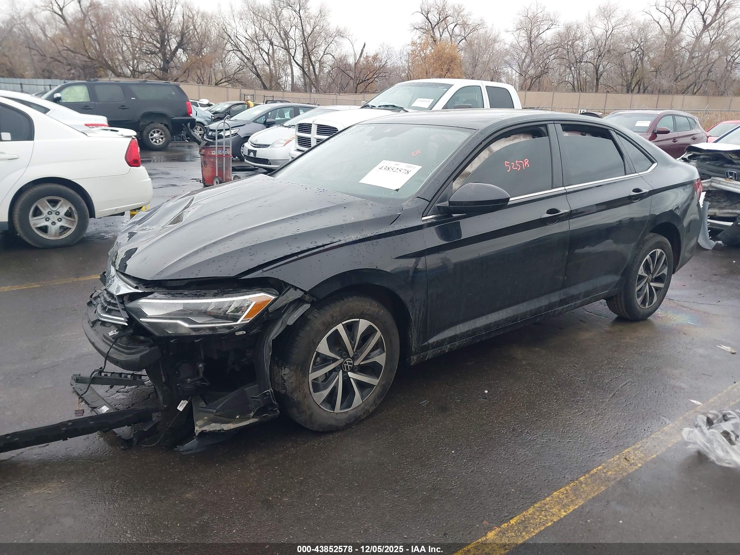 VOLKSWAGEN JETTA image 2