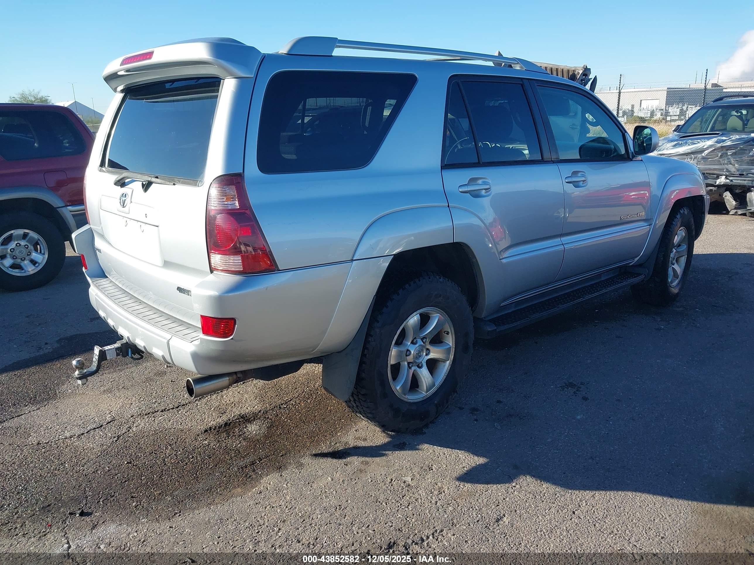 TOYOTA 4RUNNER image 4