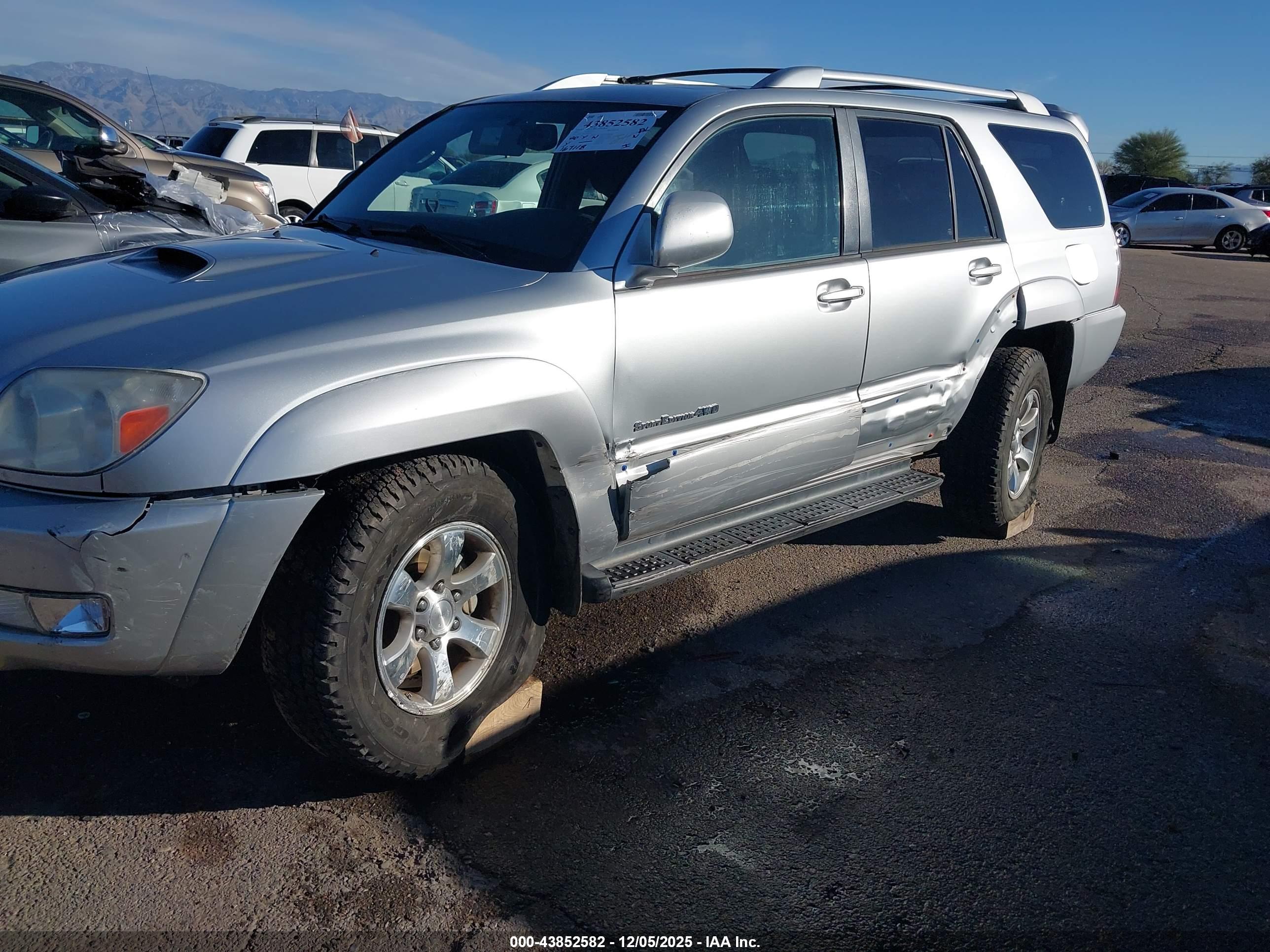 TOYOTA 4RUNNER image 6