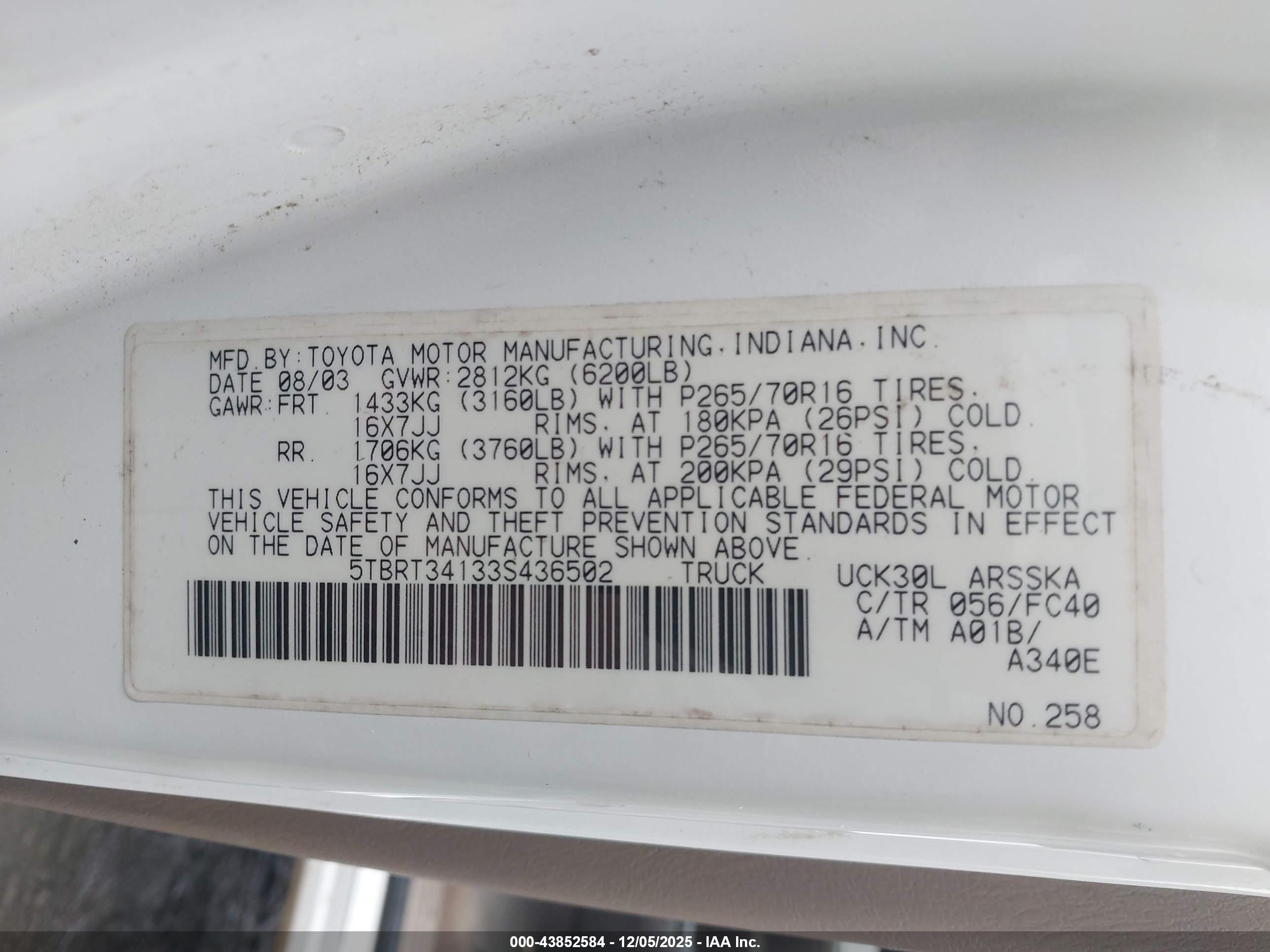 TOYOTA TUNDRA image 9