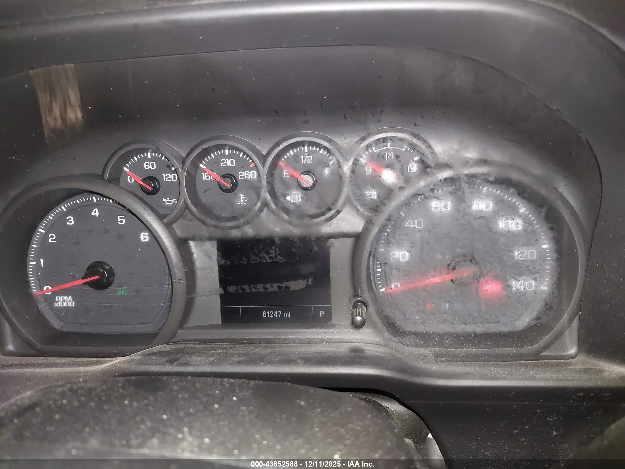 CHEVROLET SILVERADO image 7