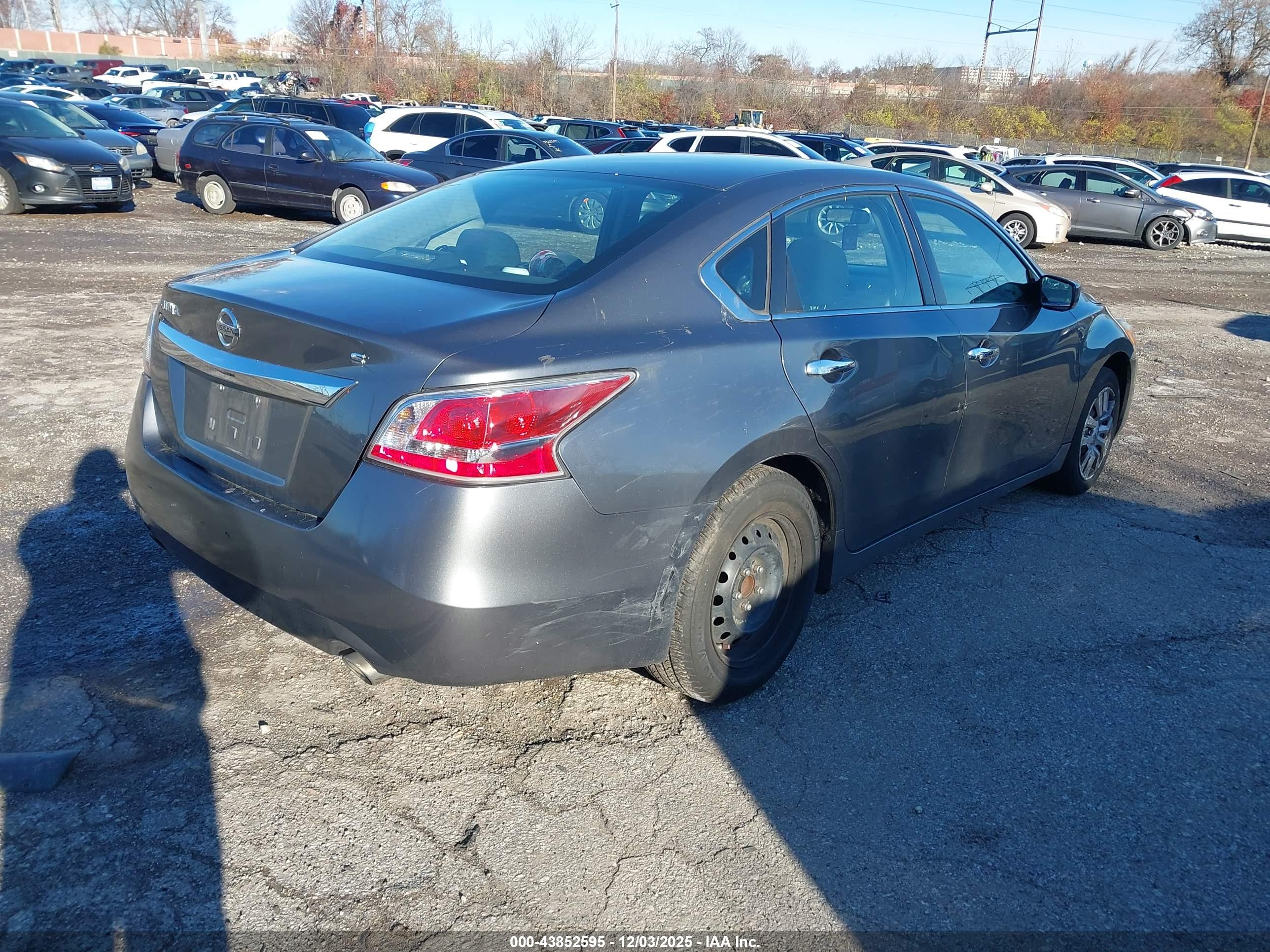 NISSAN ALTIMA image 4