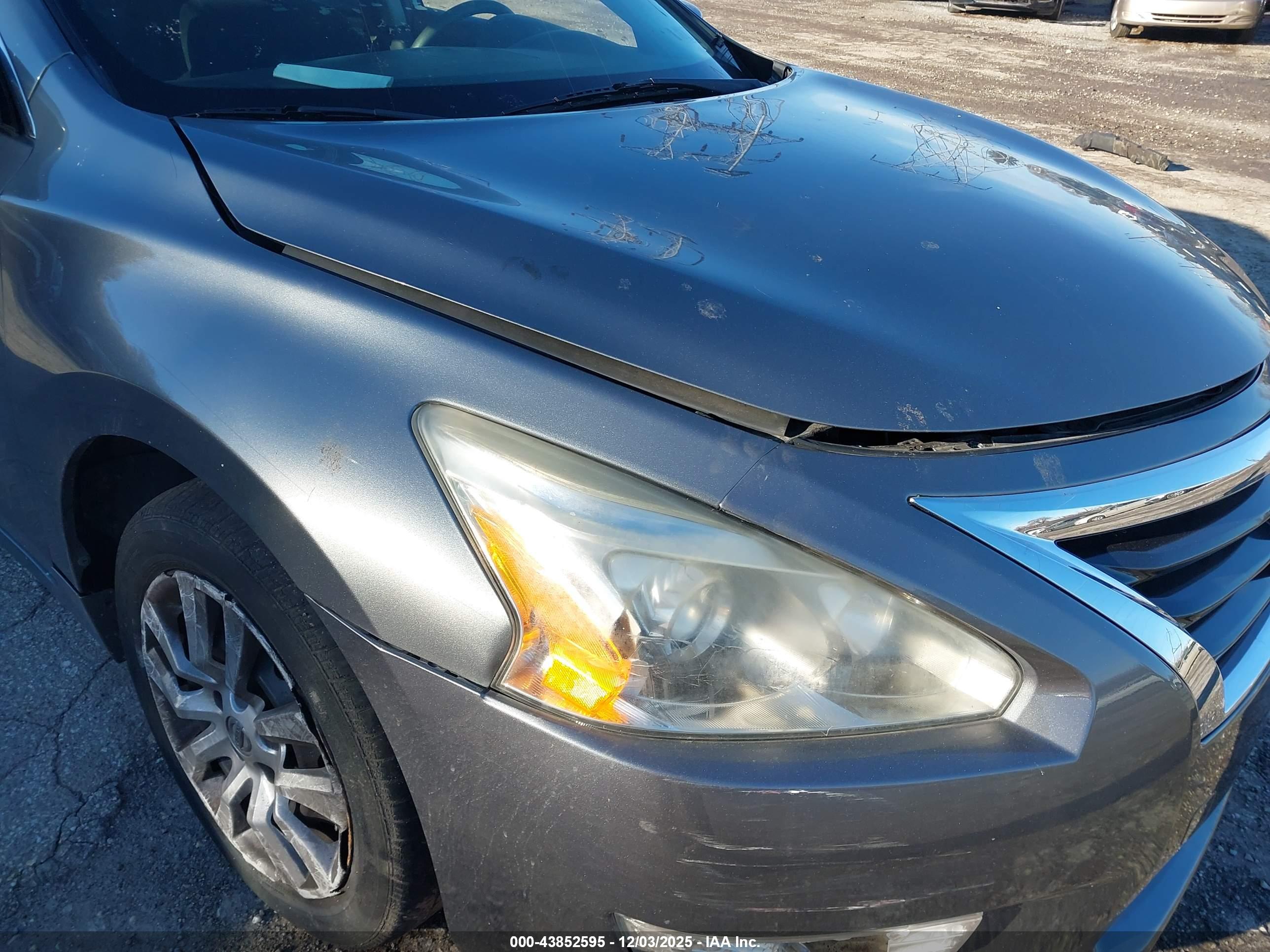 NISSAN ALTIMA image 6