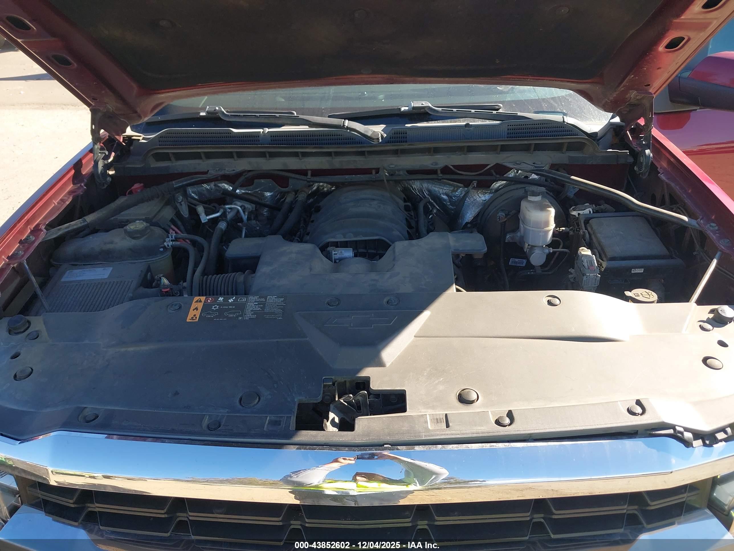 CHEVROLET SILVERADO image 10