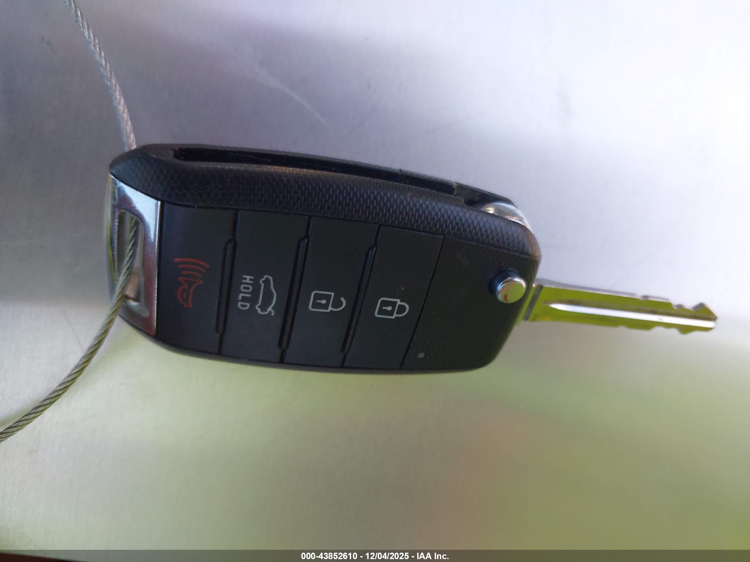 KIA FORTE image 11