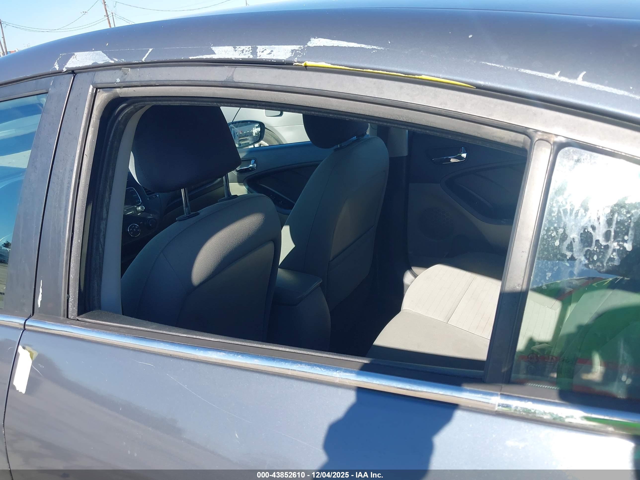 KIA FORTE image 6