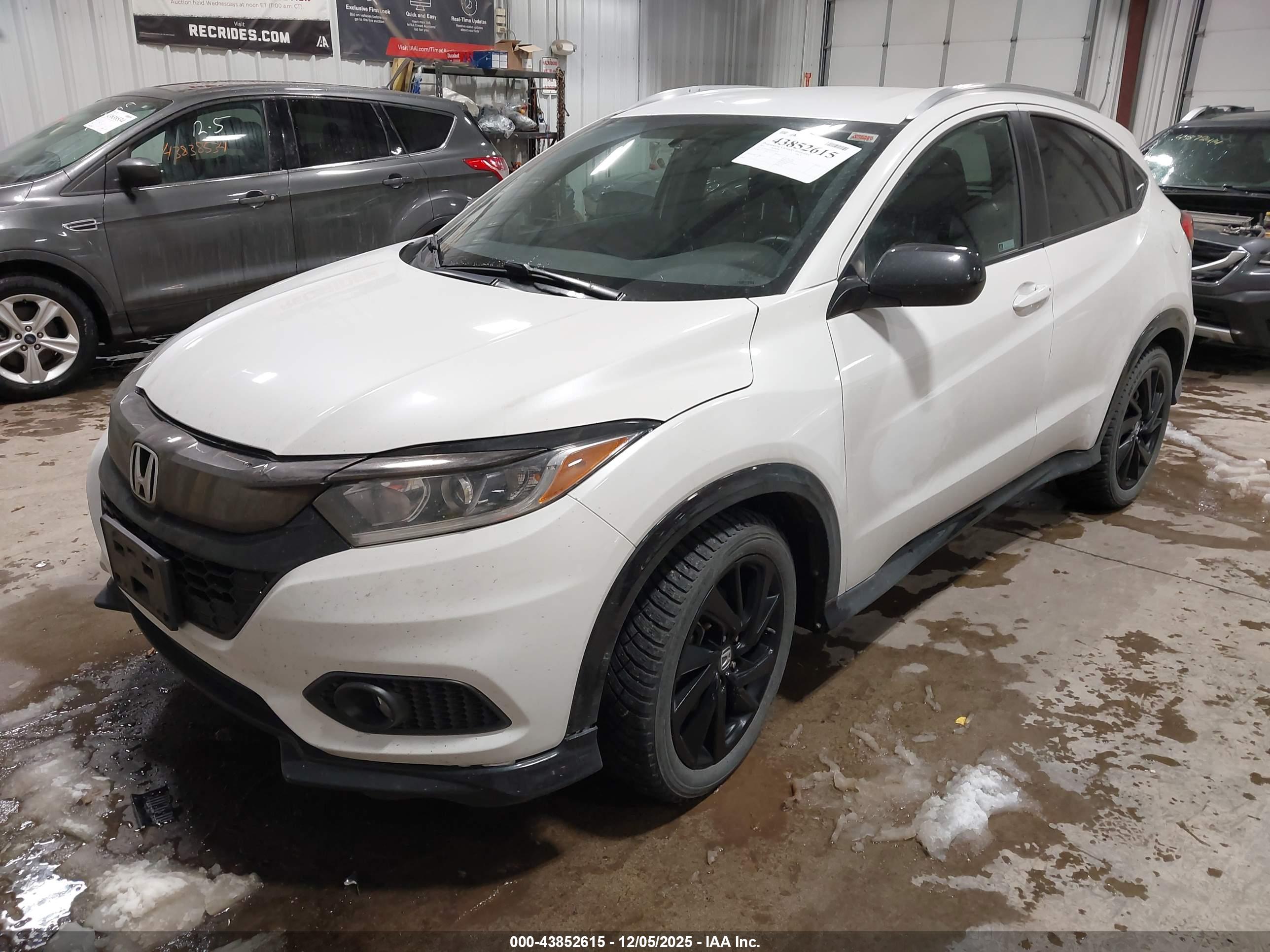 HONDA HR-V image 2