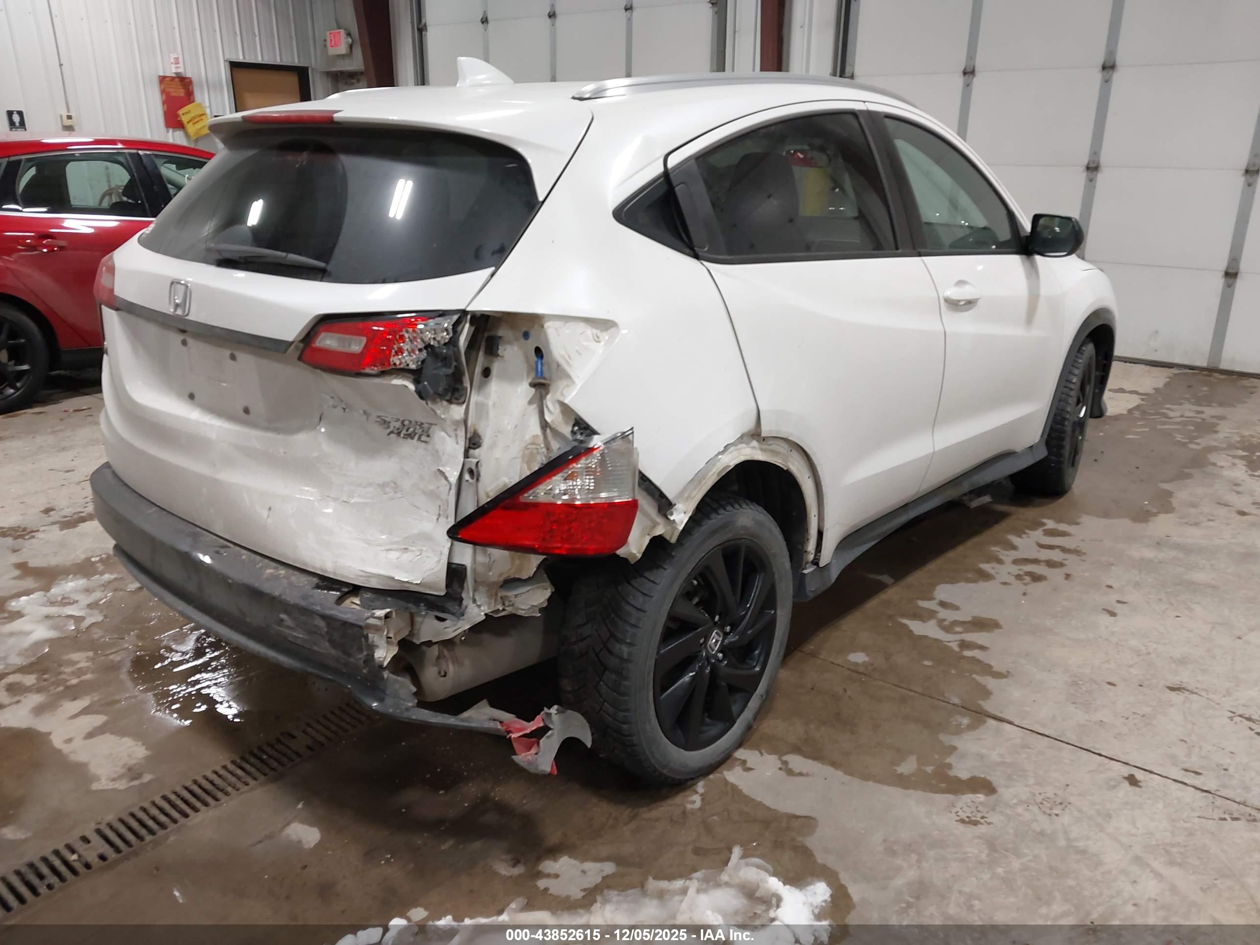 HONDA HR-V image 4