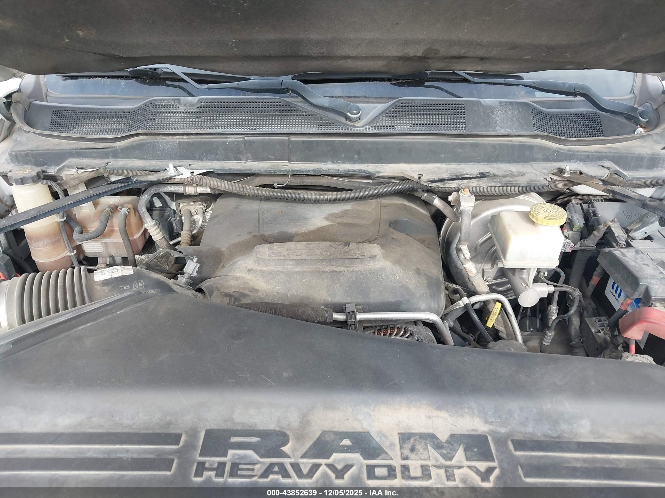 RAM 2500 image 10