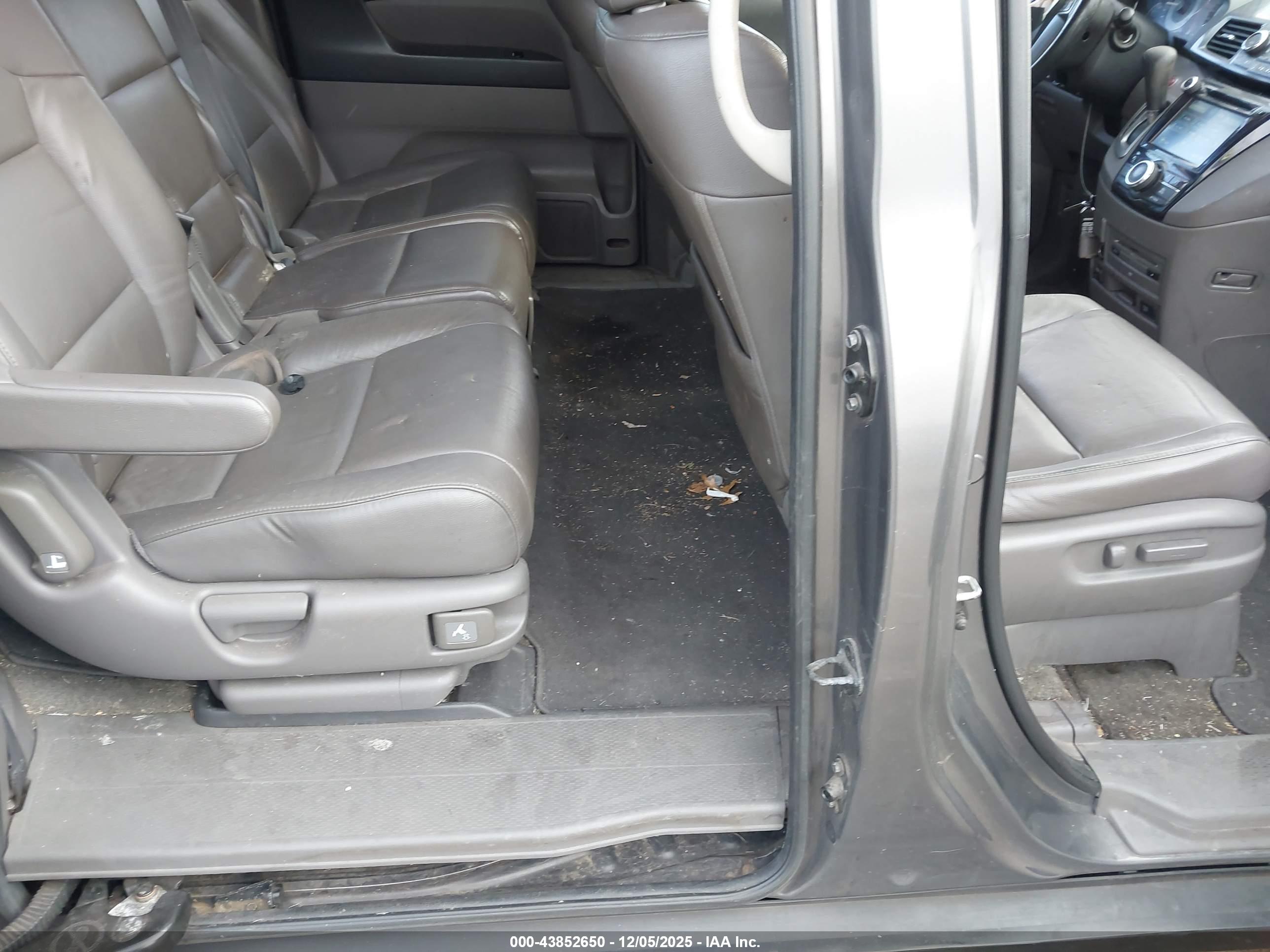 HONDA ODYSSEY image 8