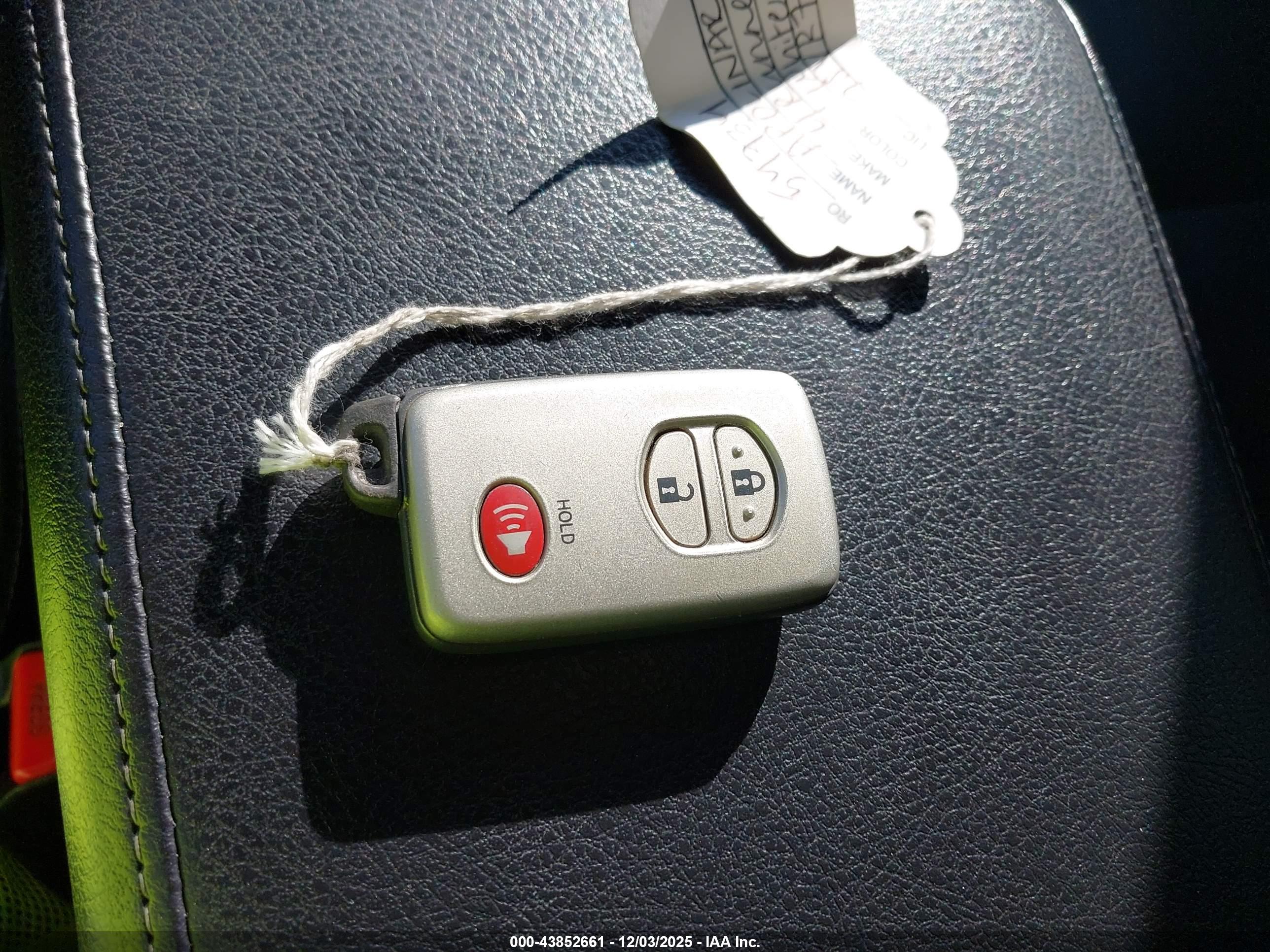 TOYOTA 4RUNNER image 11