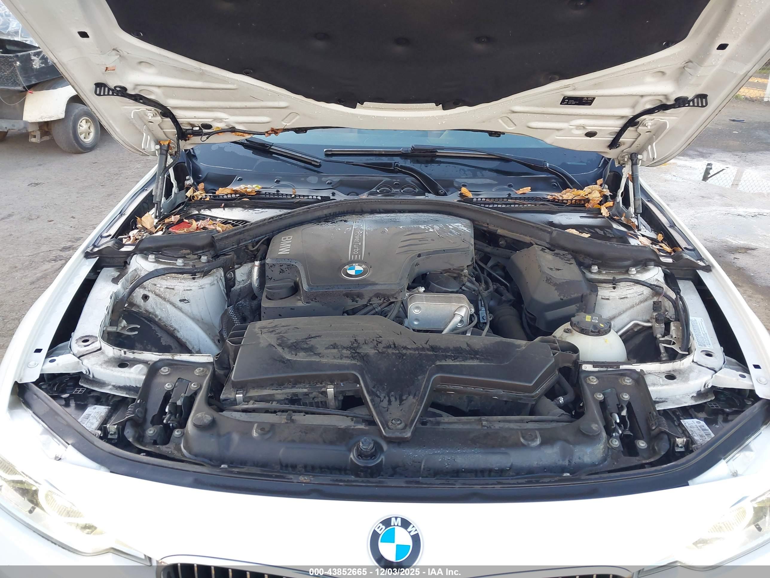 BMW 328I image 10
