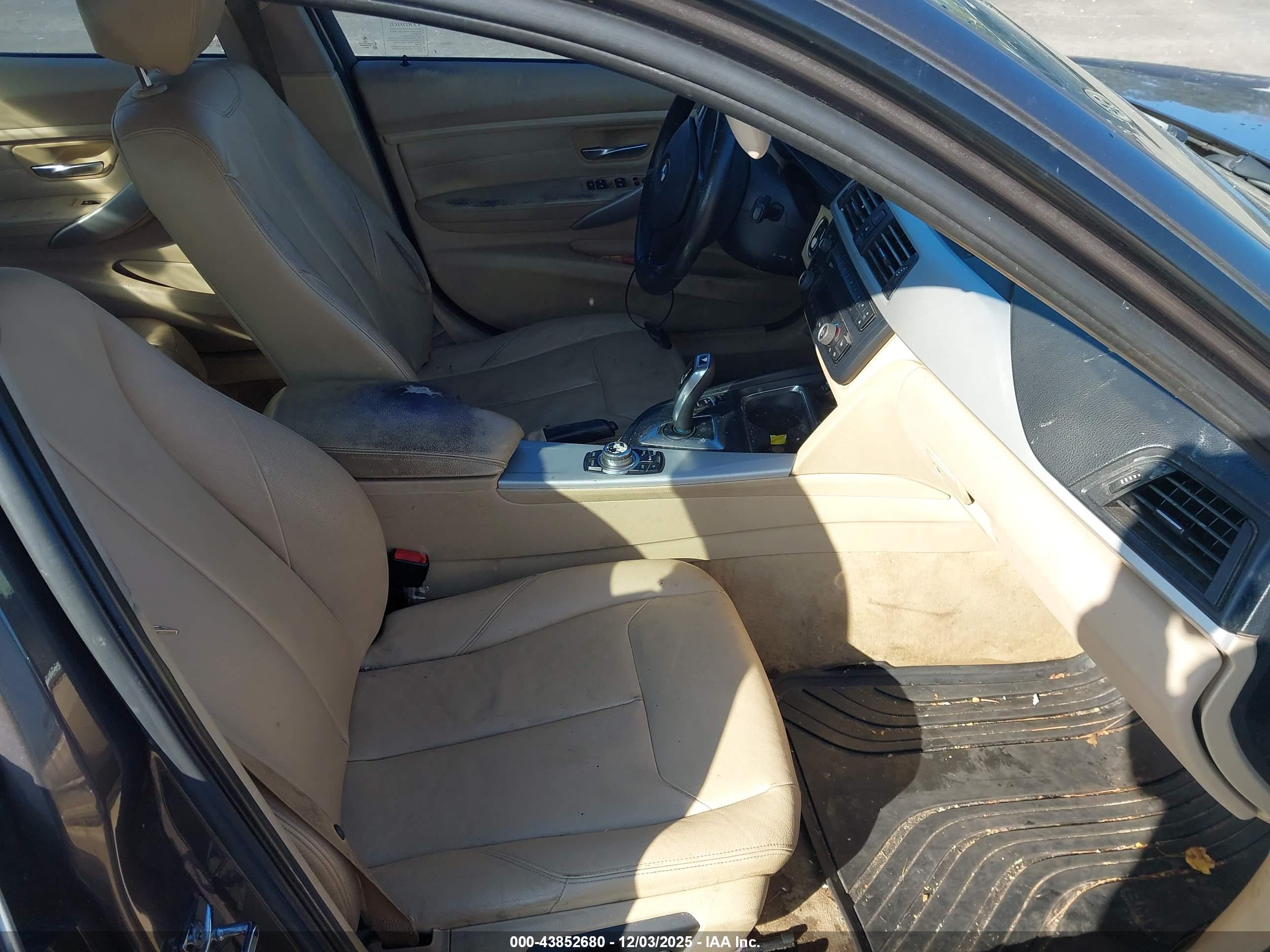 BMW 328I image 5