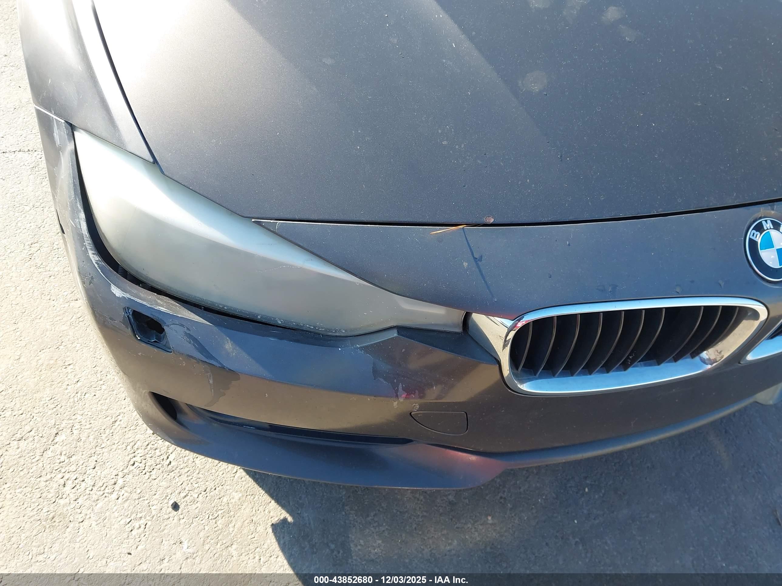 BMW 328I image 6