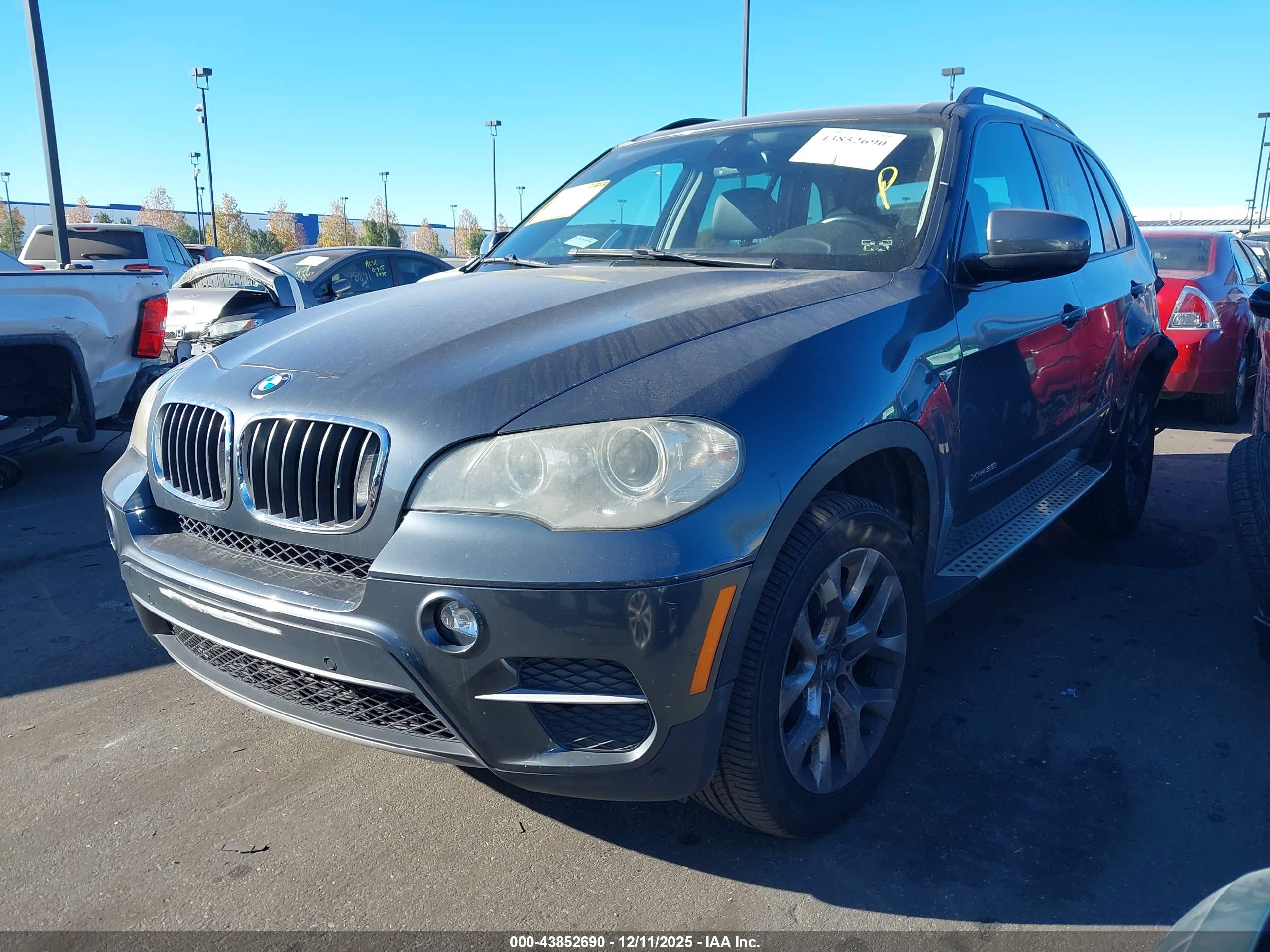 BMW X5 image 2