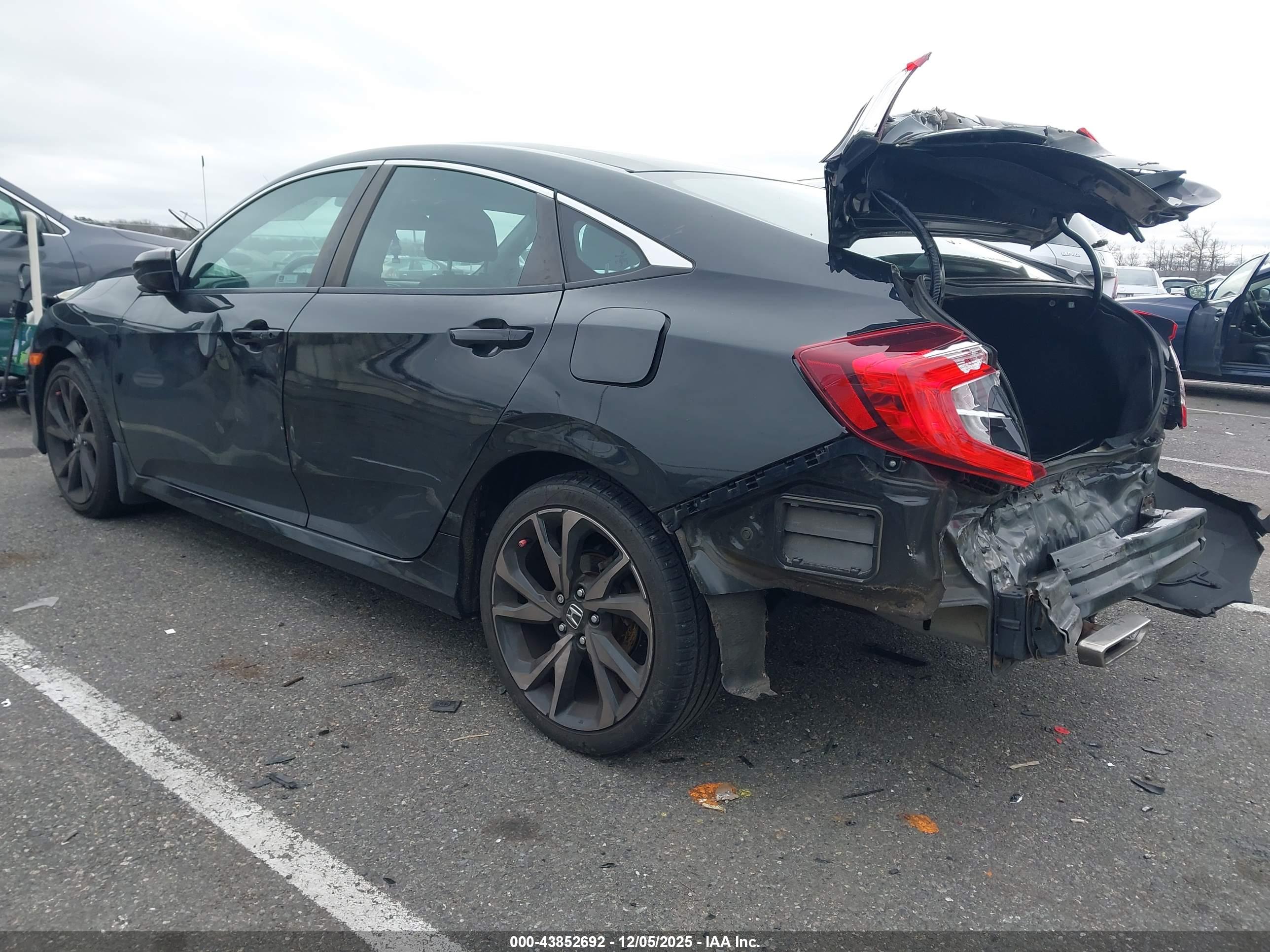 HONDA CIVIC image 3