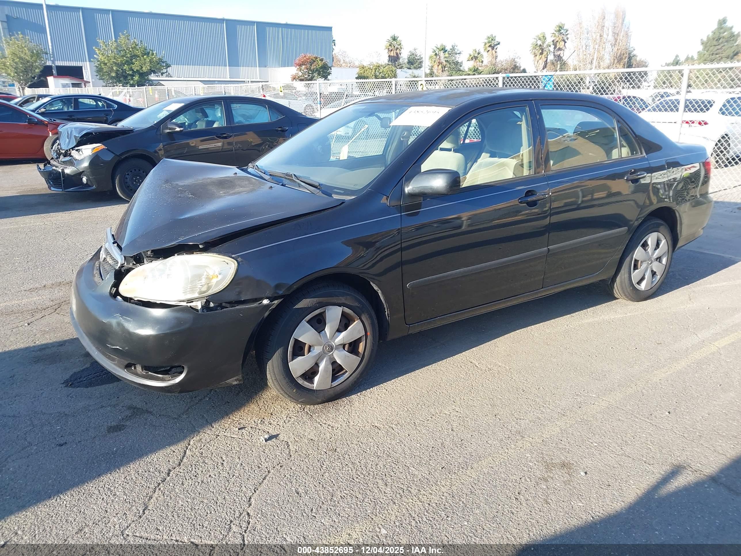 TOYOTA COROLLA image 2