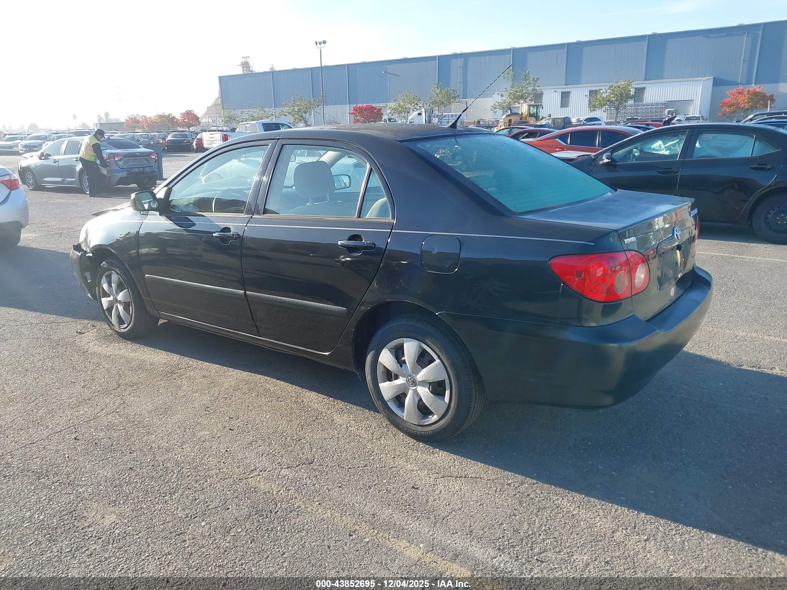 TOYOTA COROLLA image 3