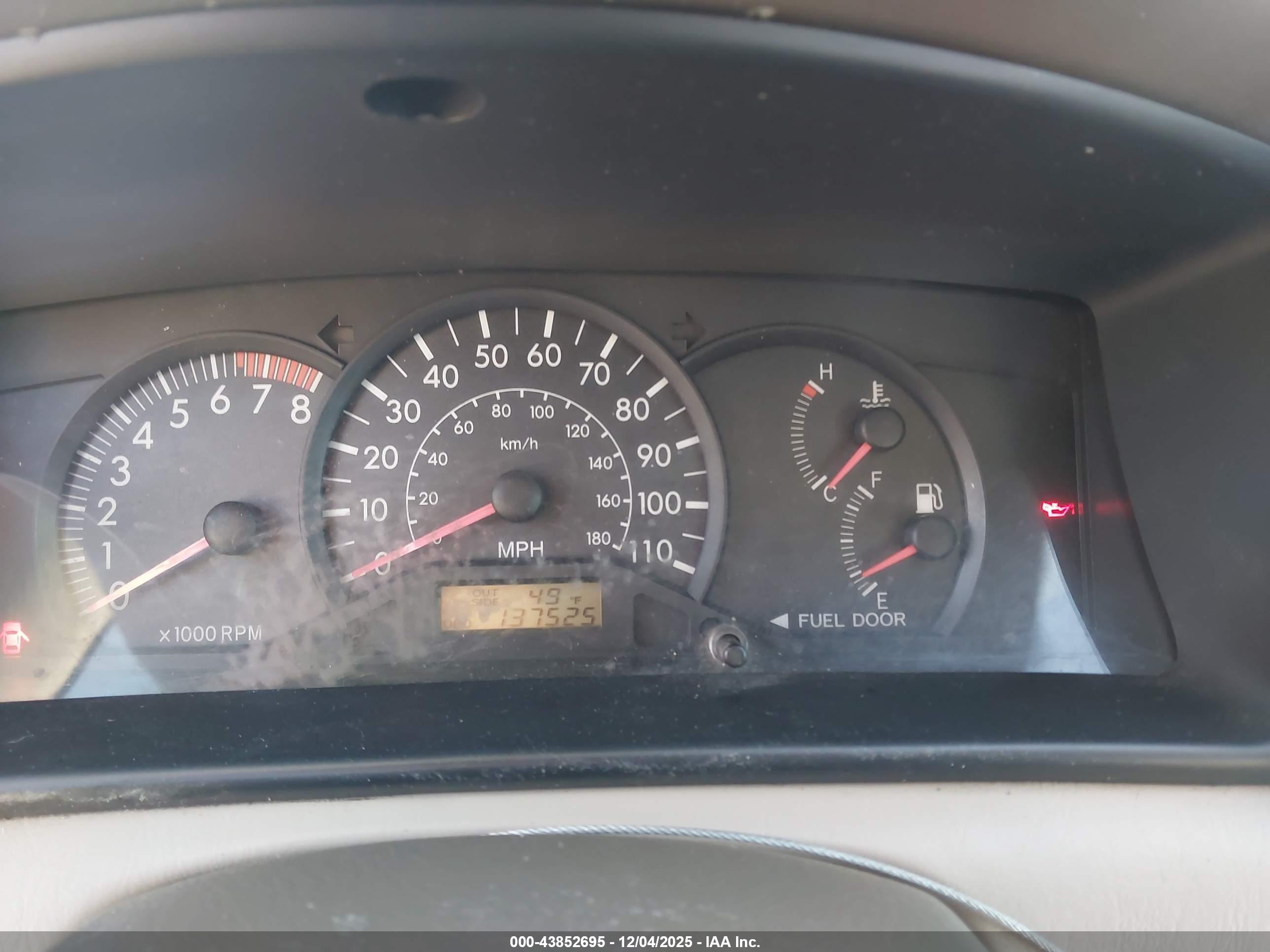TOYOTA COROLLA image 7