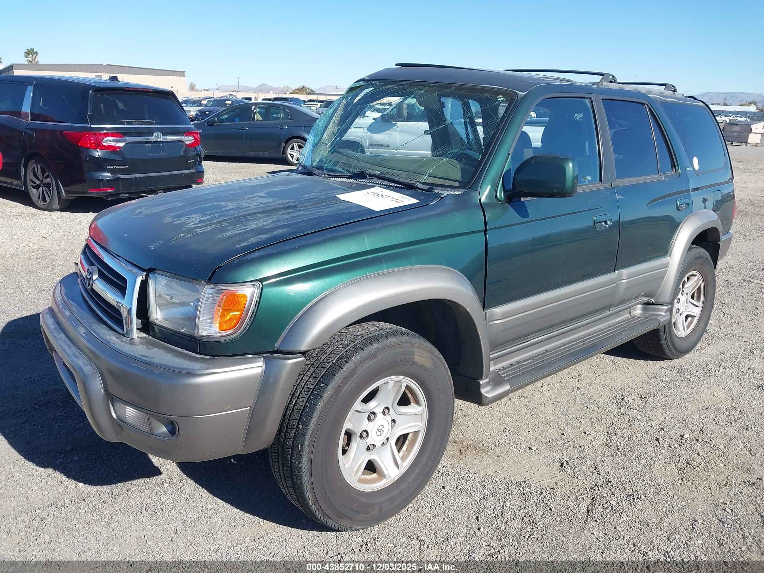 TOYOTA 4RUNNER image 2