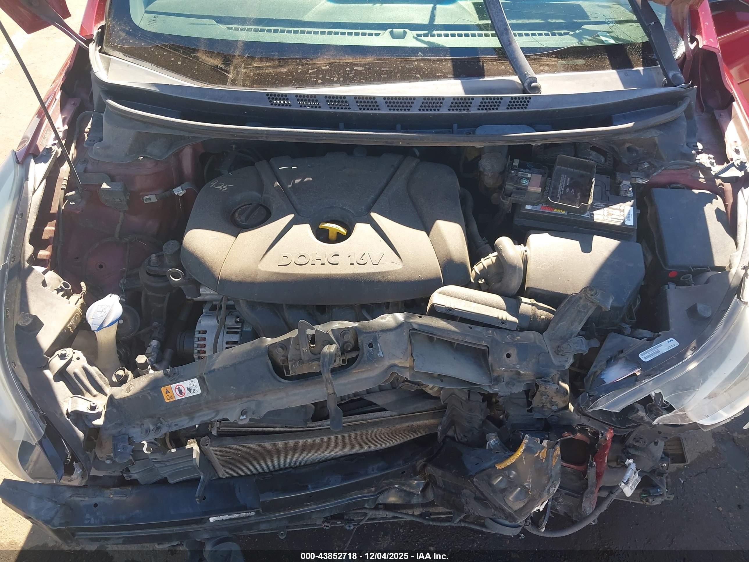 HYUNDAI ELANTRA image 10