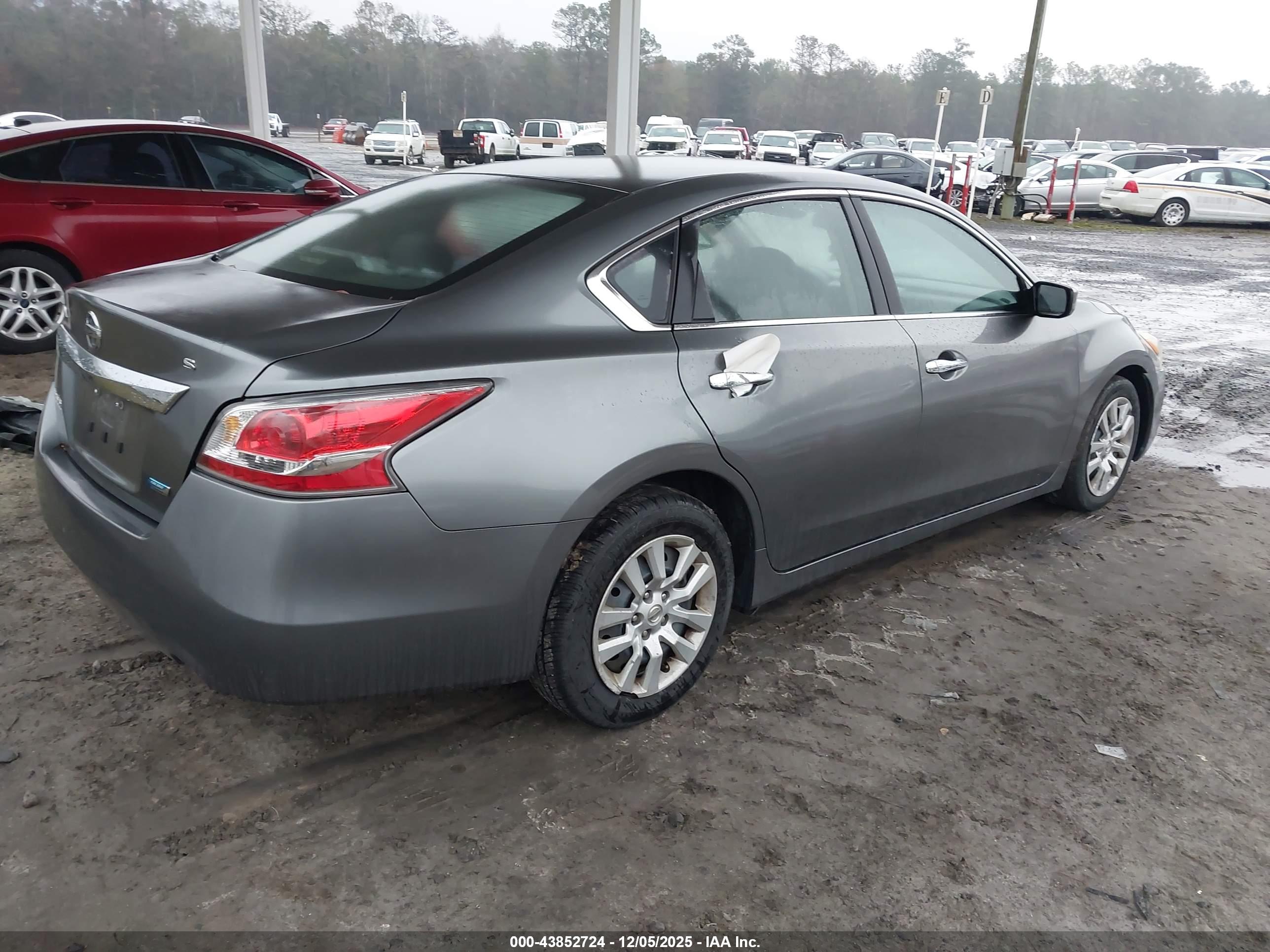 NISSAN ALTIMA image 4