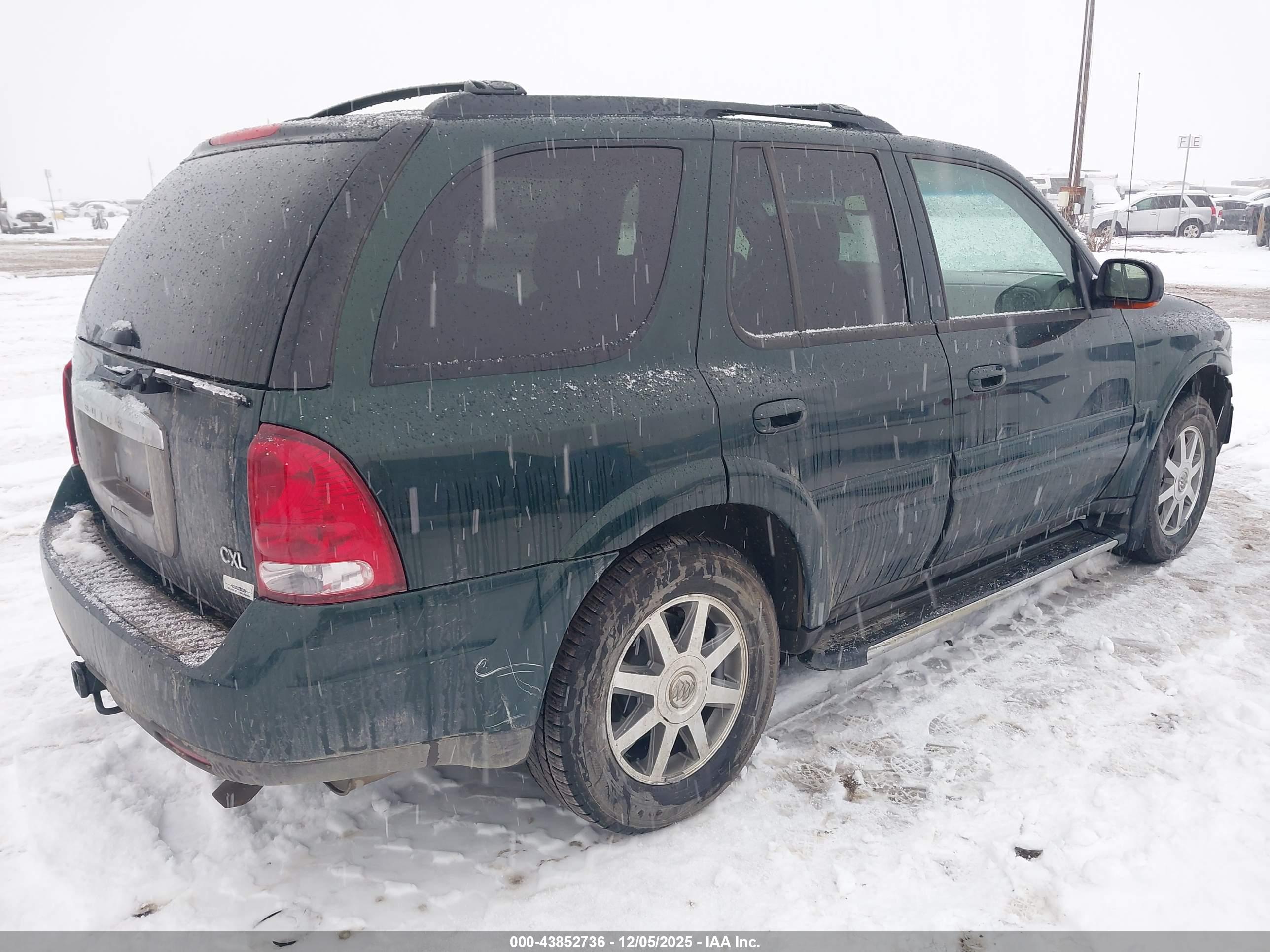 BUICK RAINIER image 4