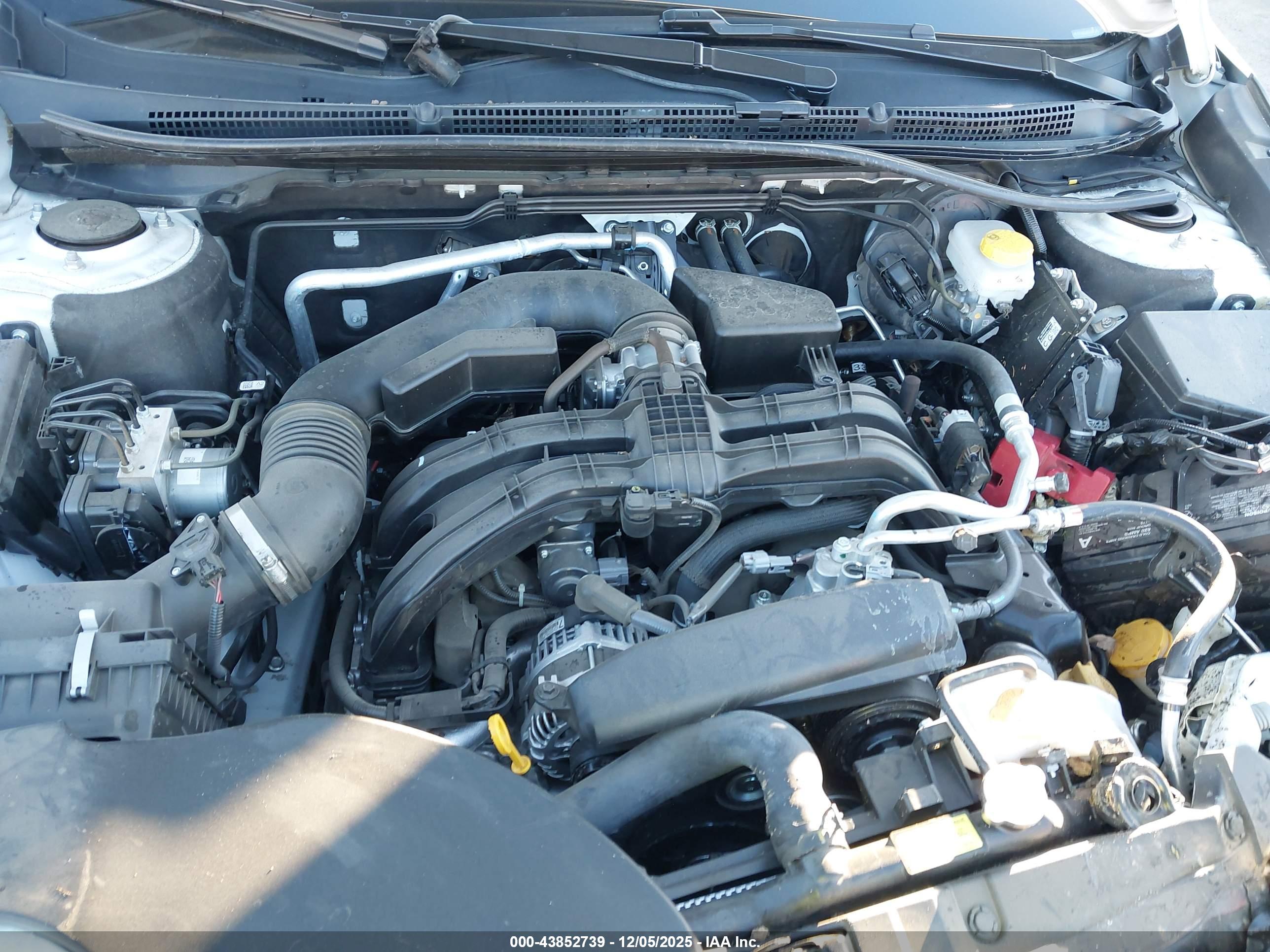 SUBARU OUTBACK image 10