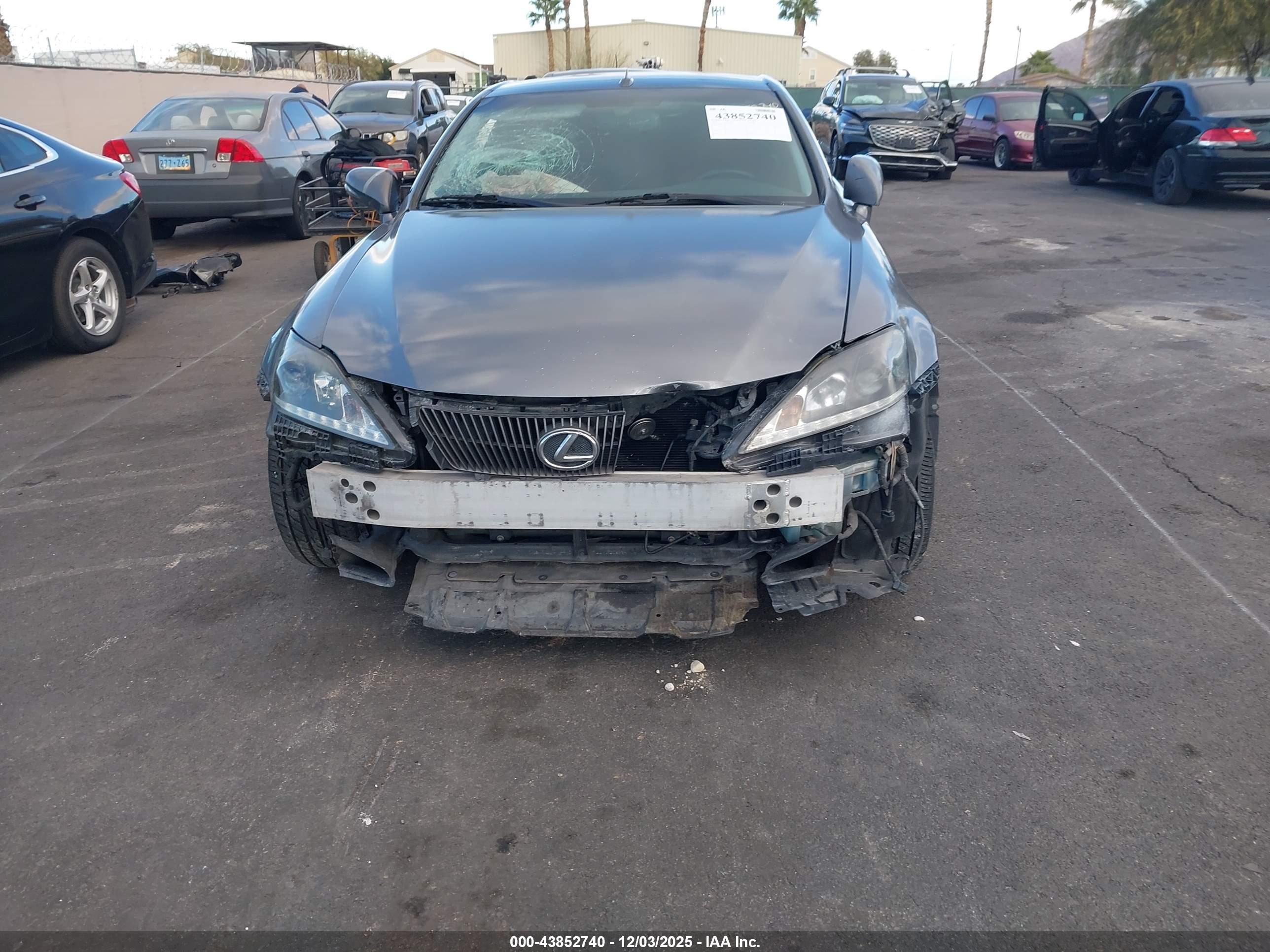LEXUS IS image 6