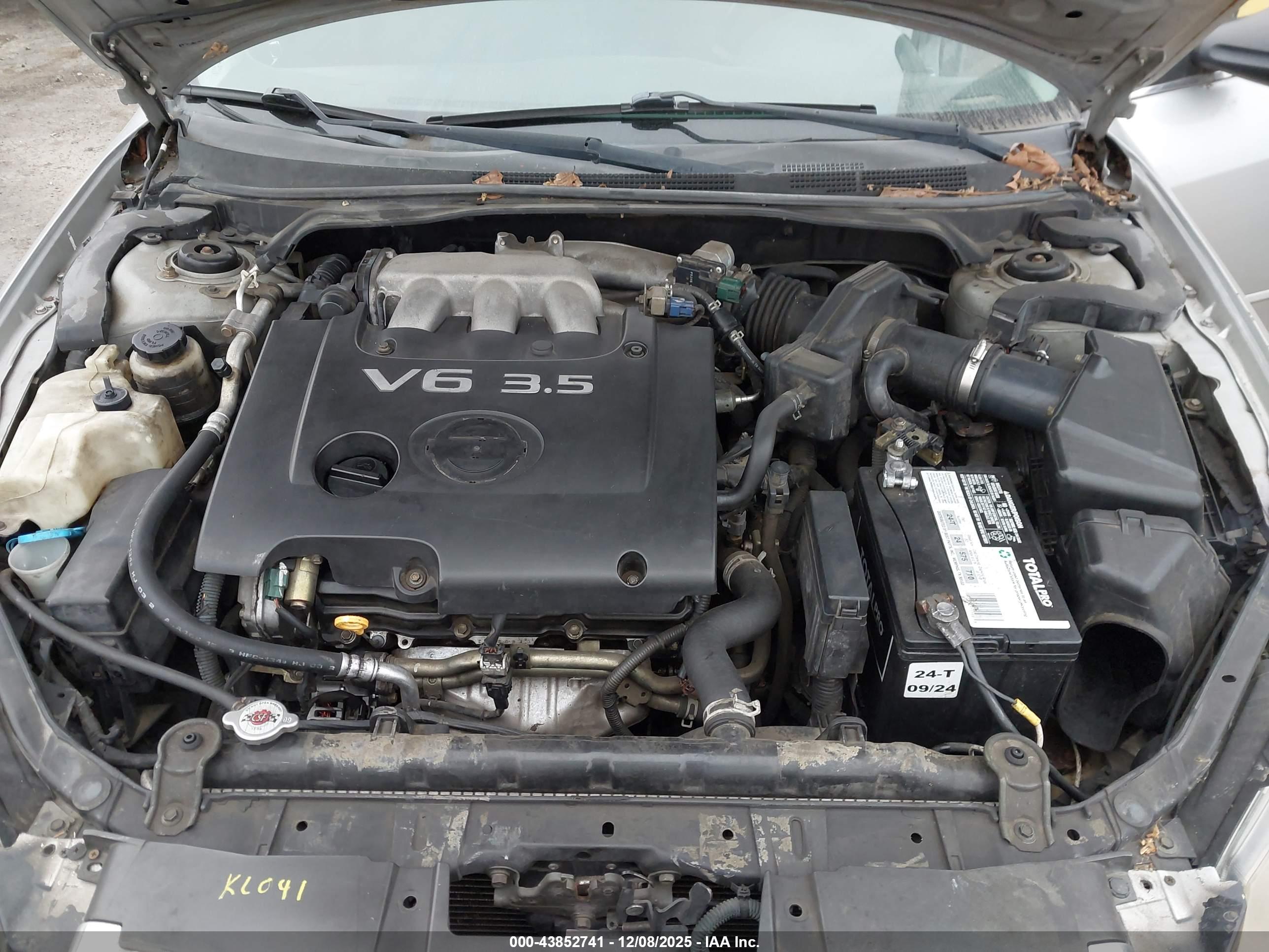 NISSAN ALTIMA image 10