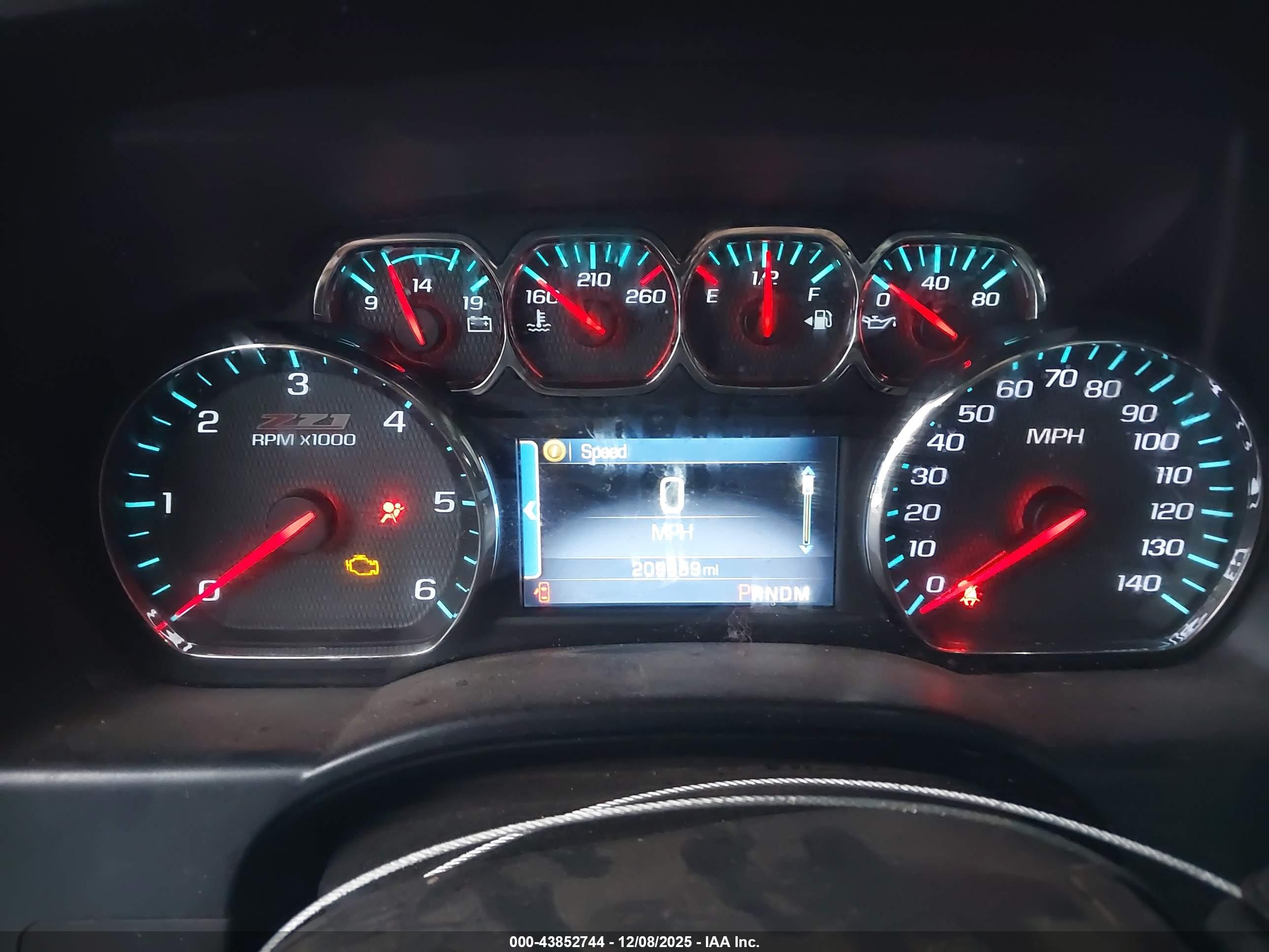 CHEVROLET SILVERADO image 7