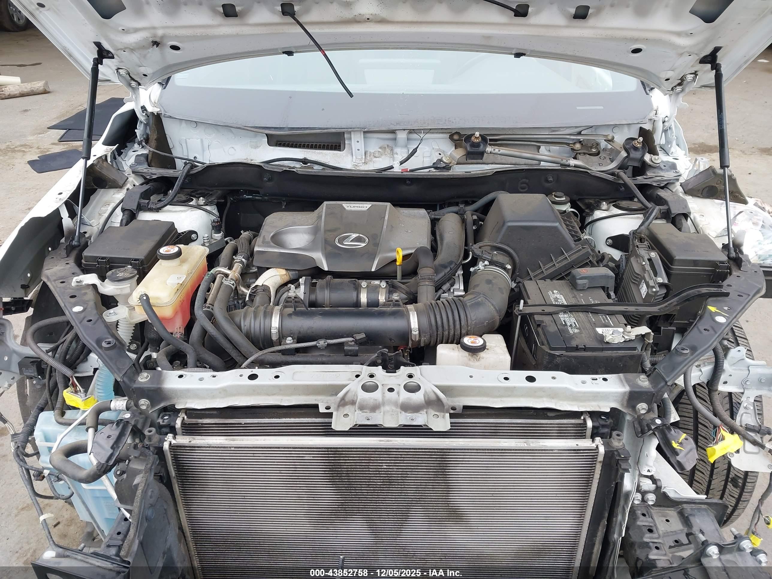 LEXUS NX image 10