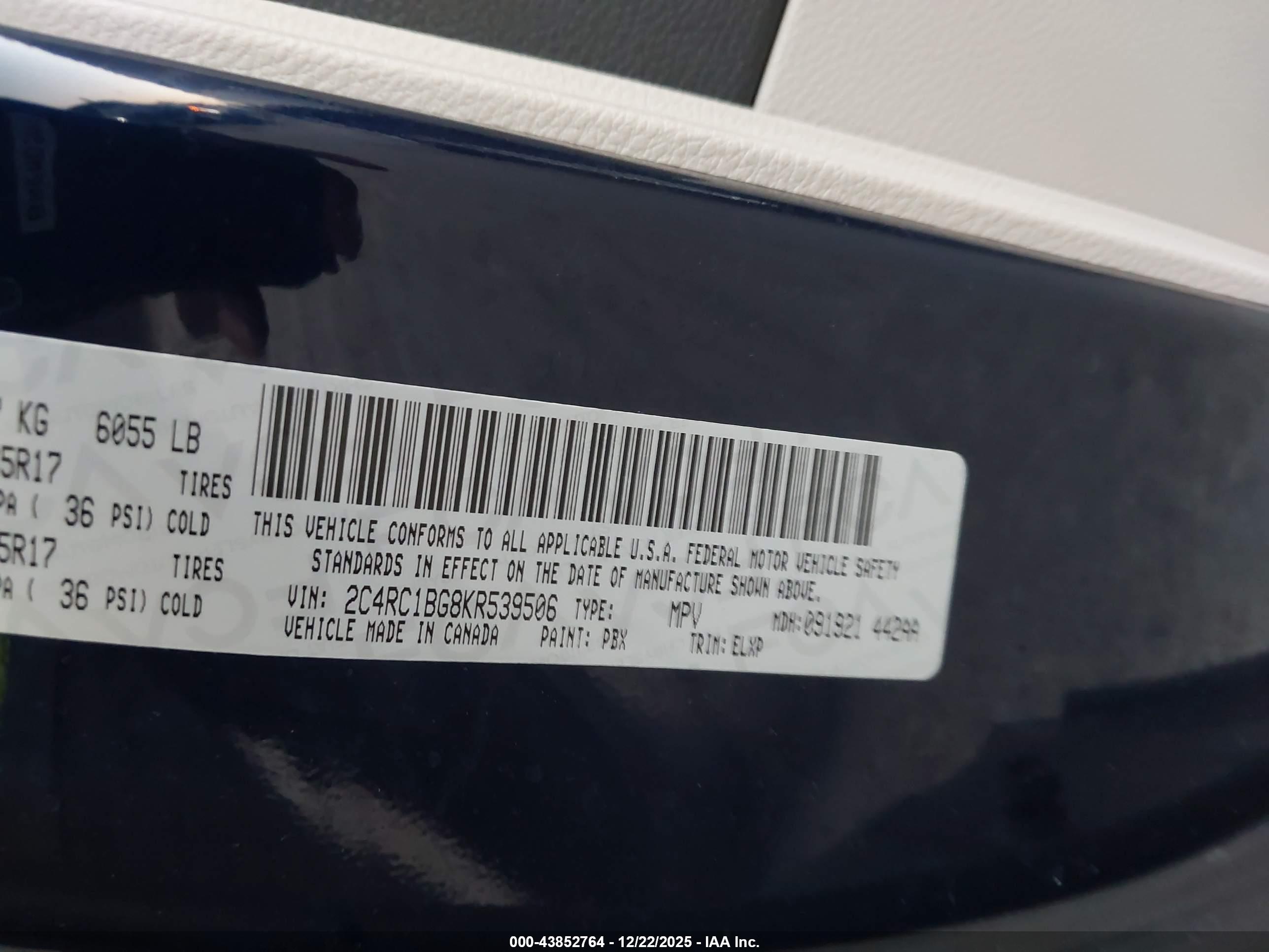 CHRYSLER PACIFICA image 9