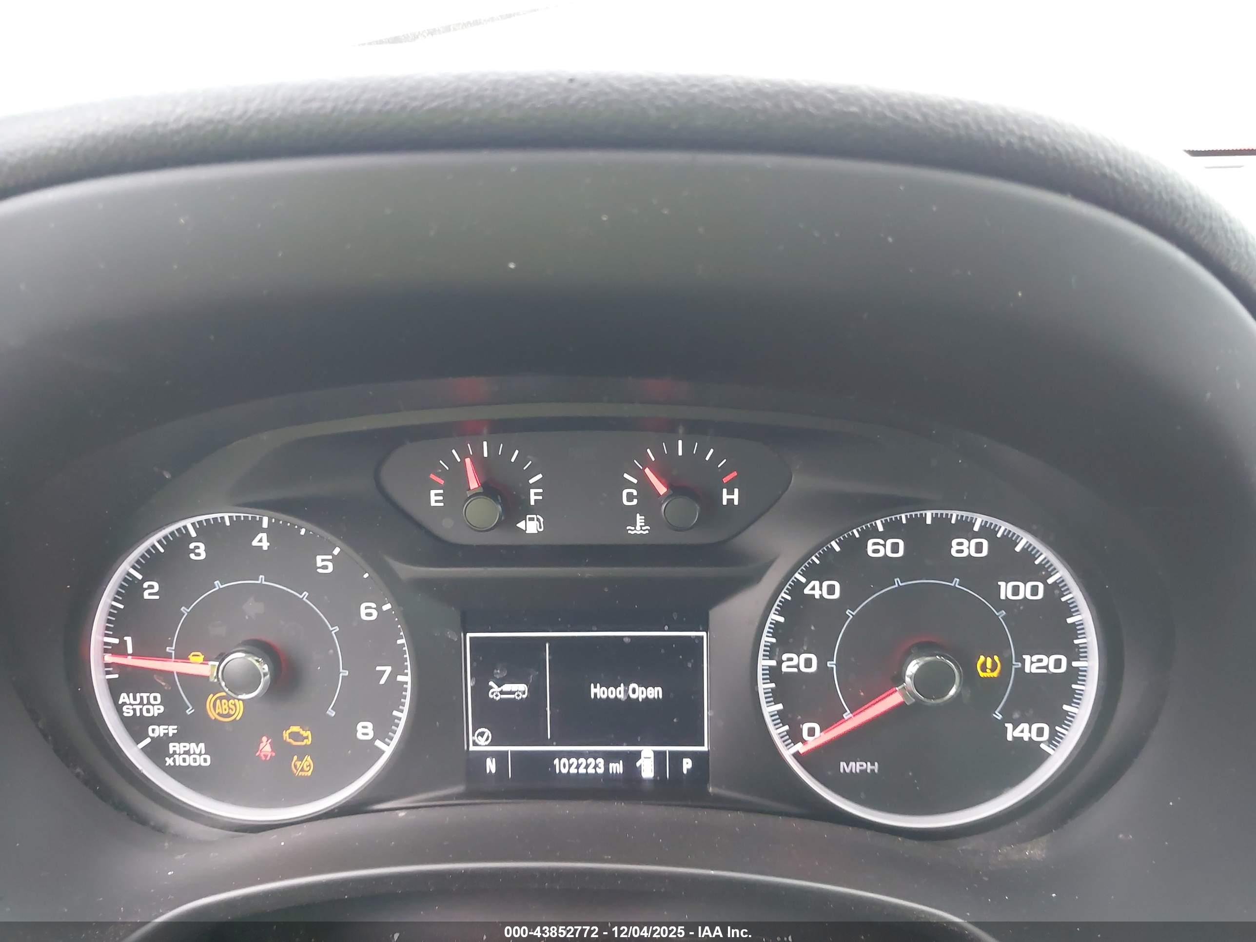 GMC TERRAIN image 7