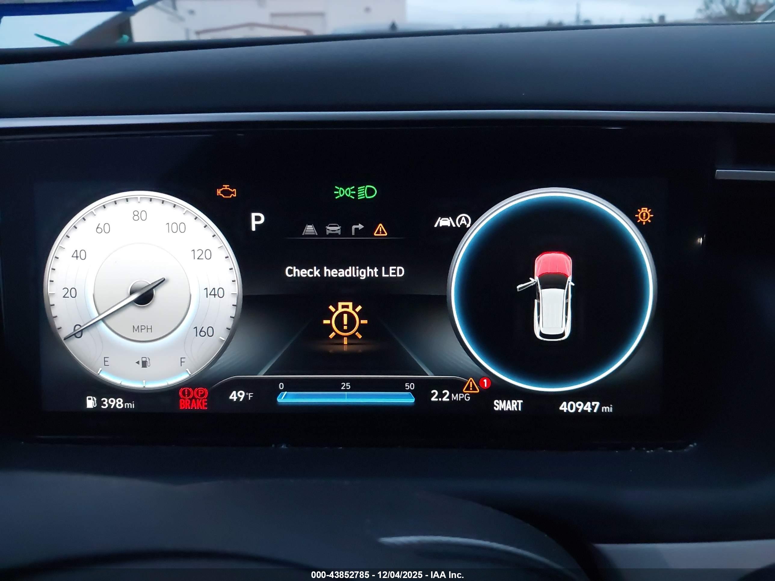 HYUNDAI TUCSON image 7