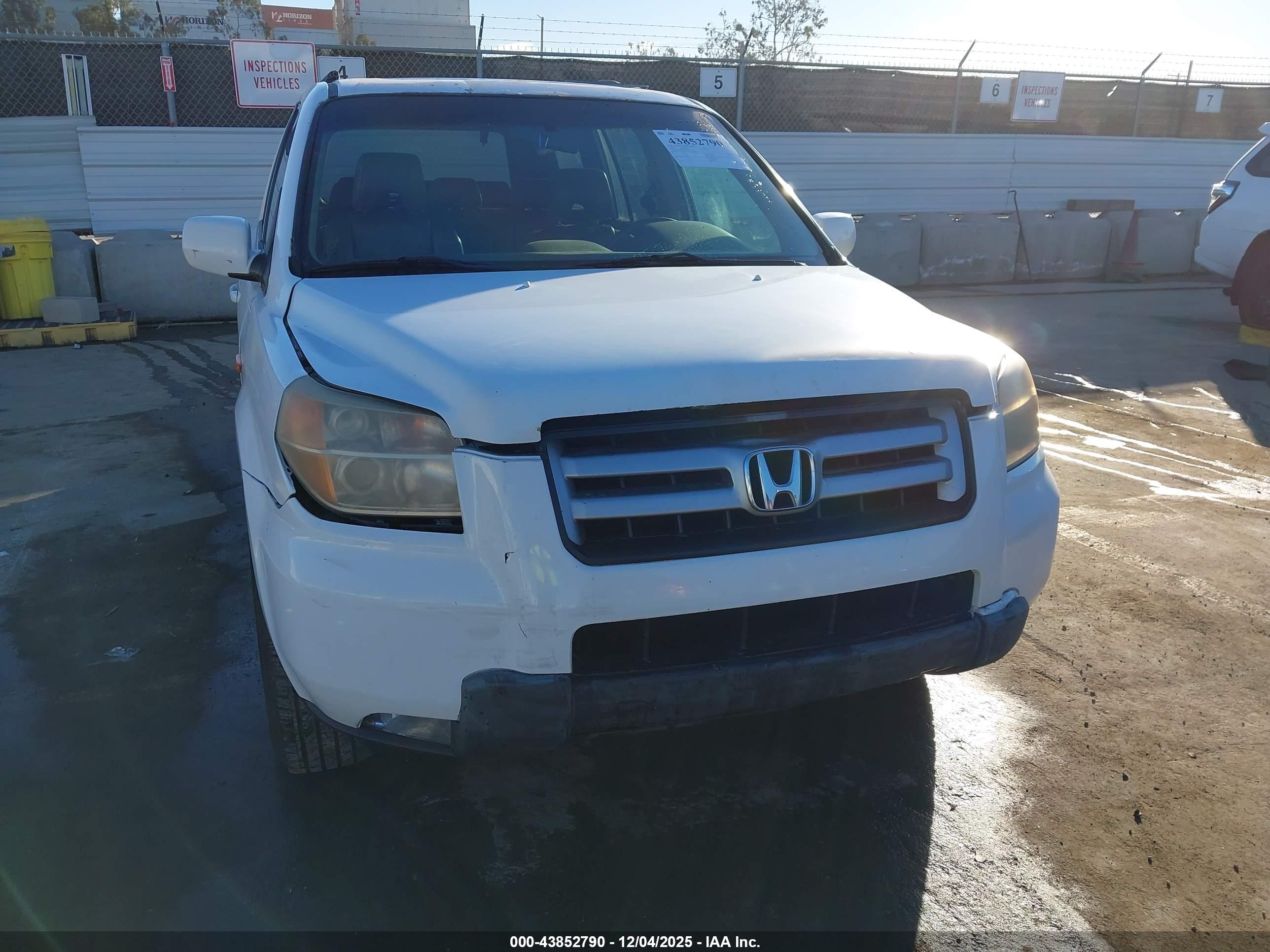 HONDA PILOT image 6