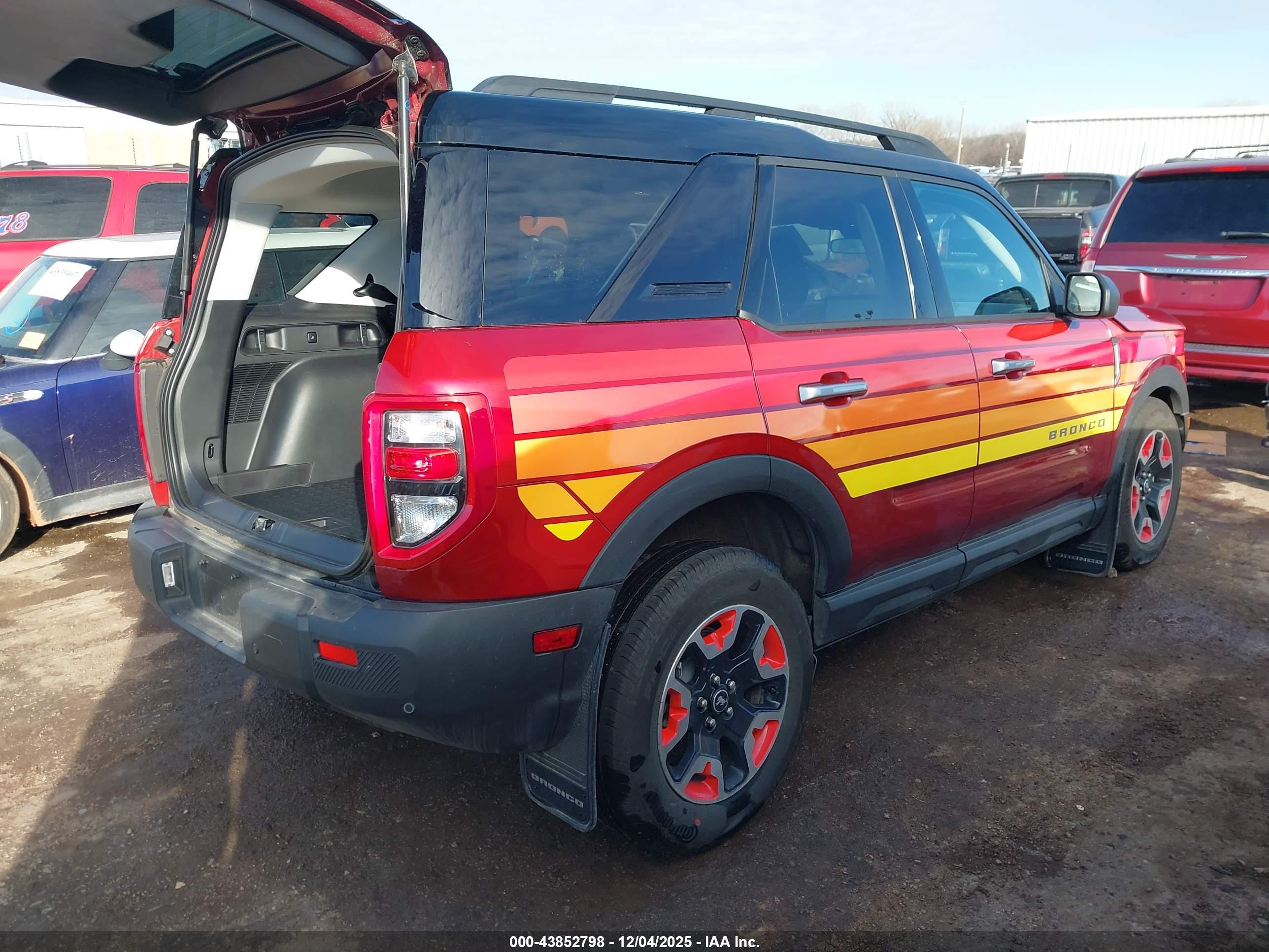 FORD BRONCO image 4