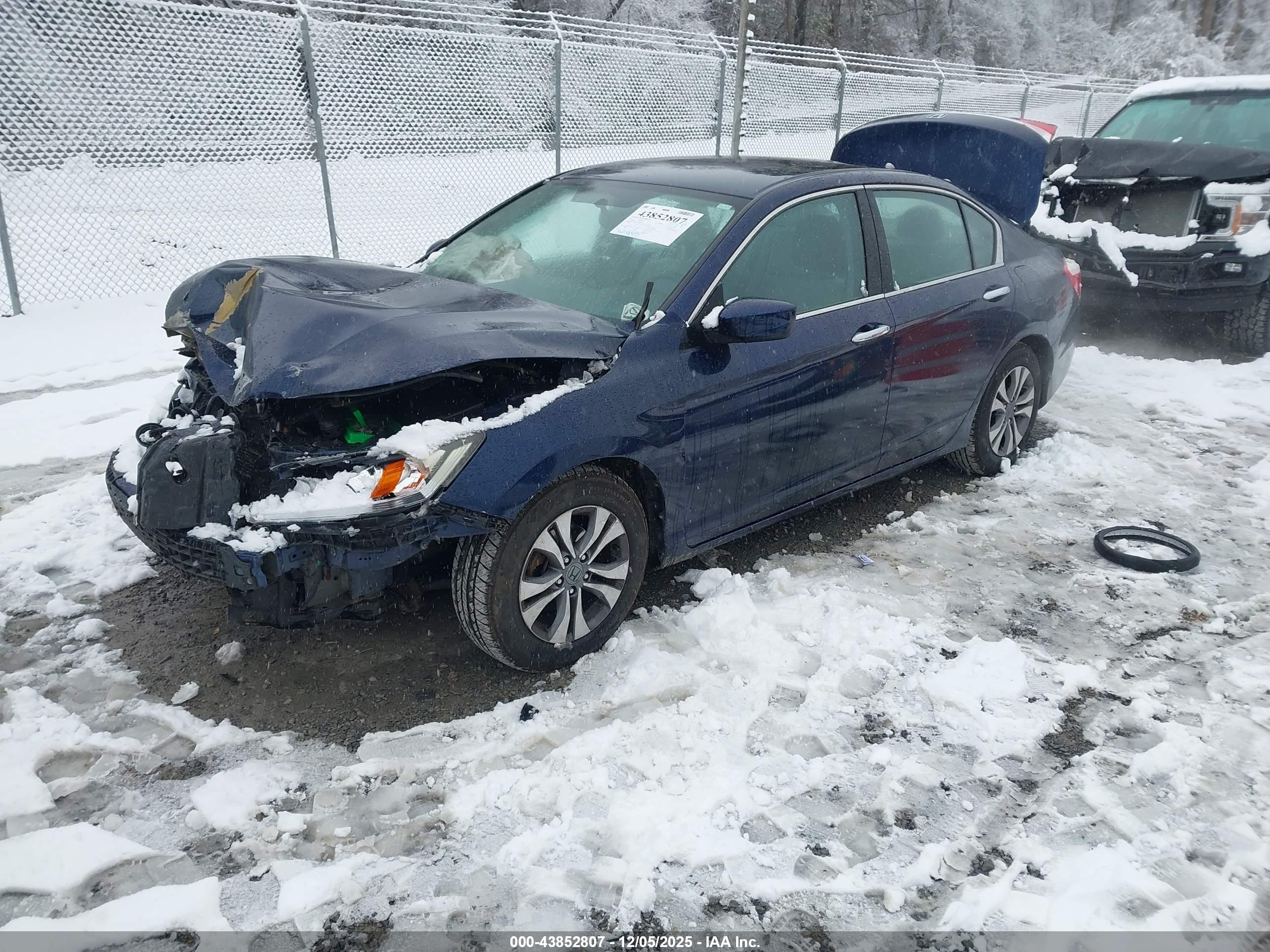 HONDA ACCORD image 2