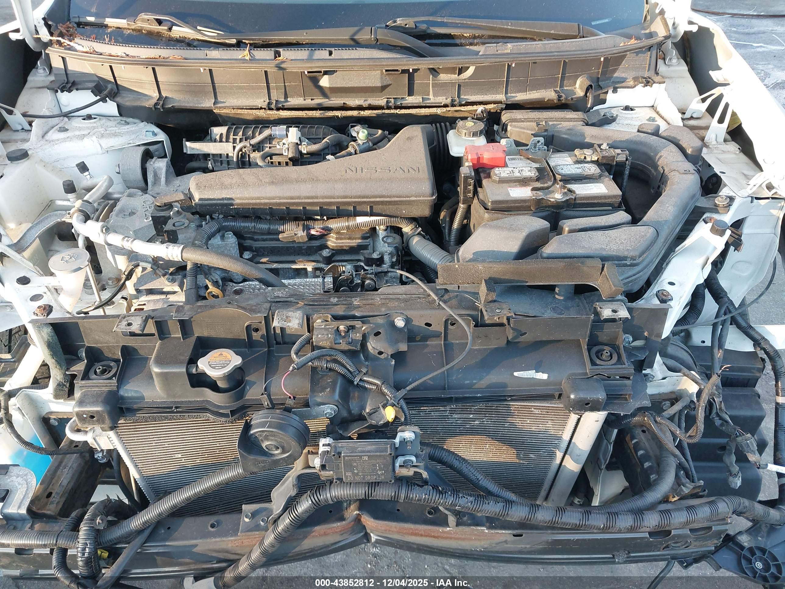 NISSAN ROGUE image 10
