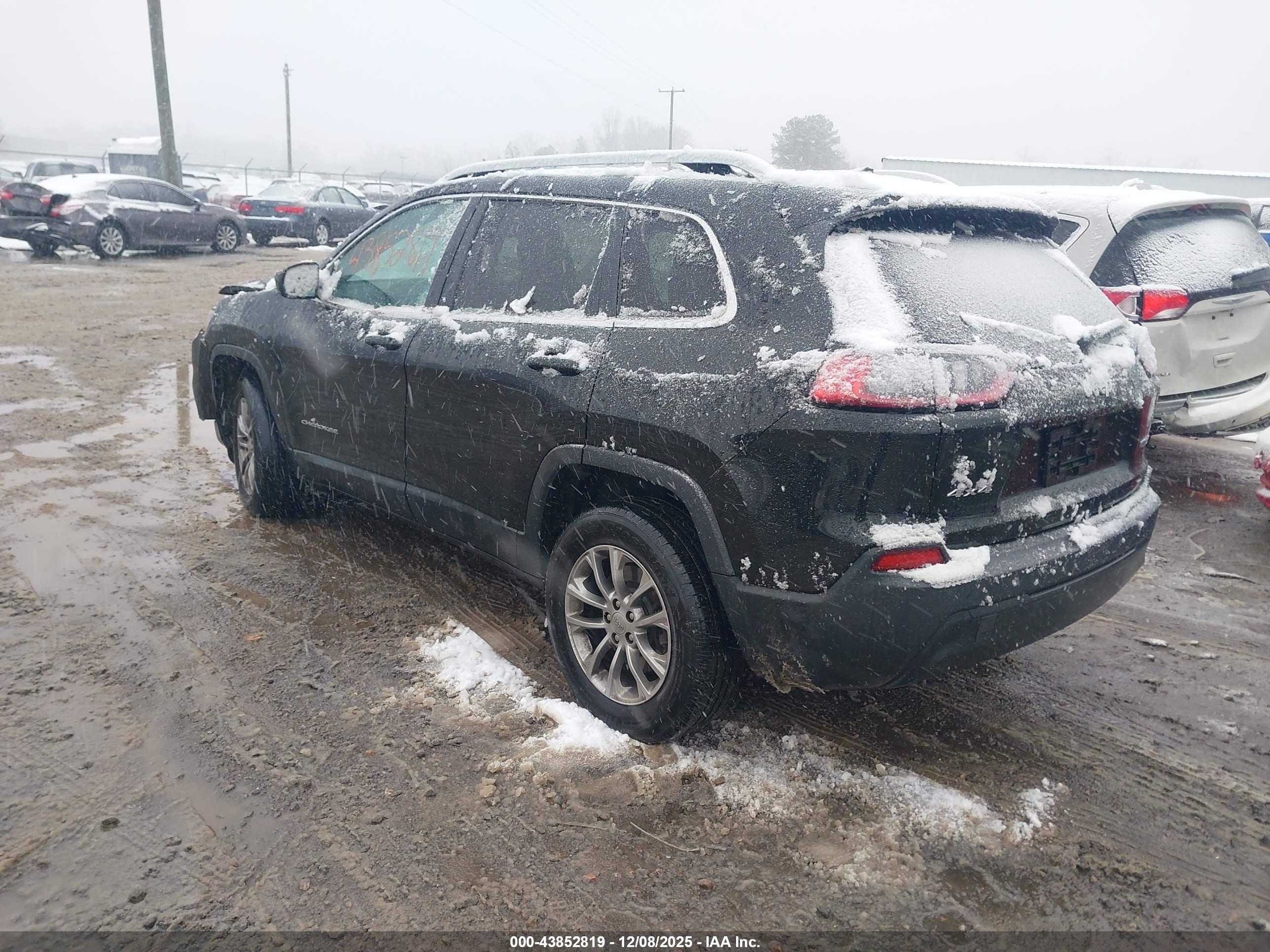 JEEP CHEROKEE image 3