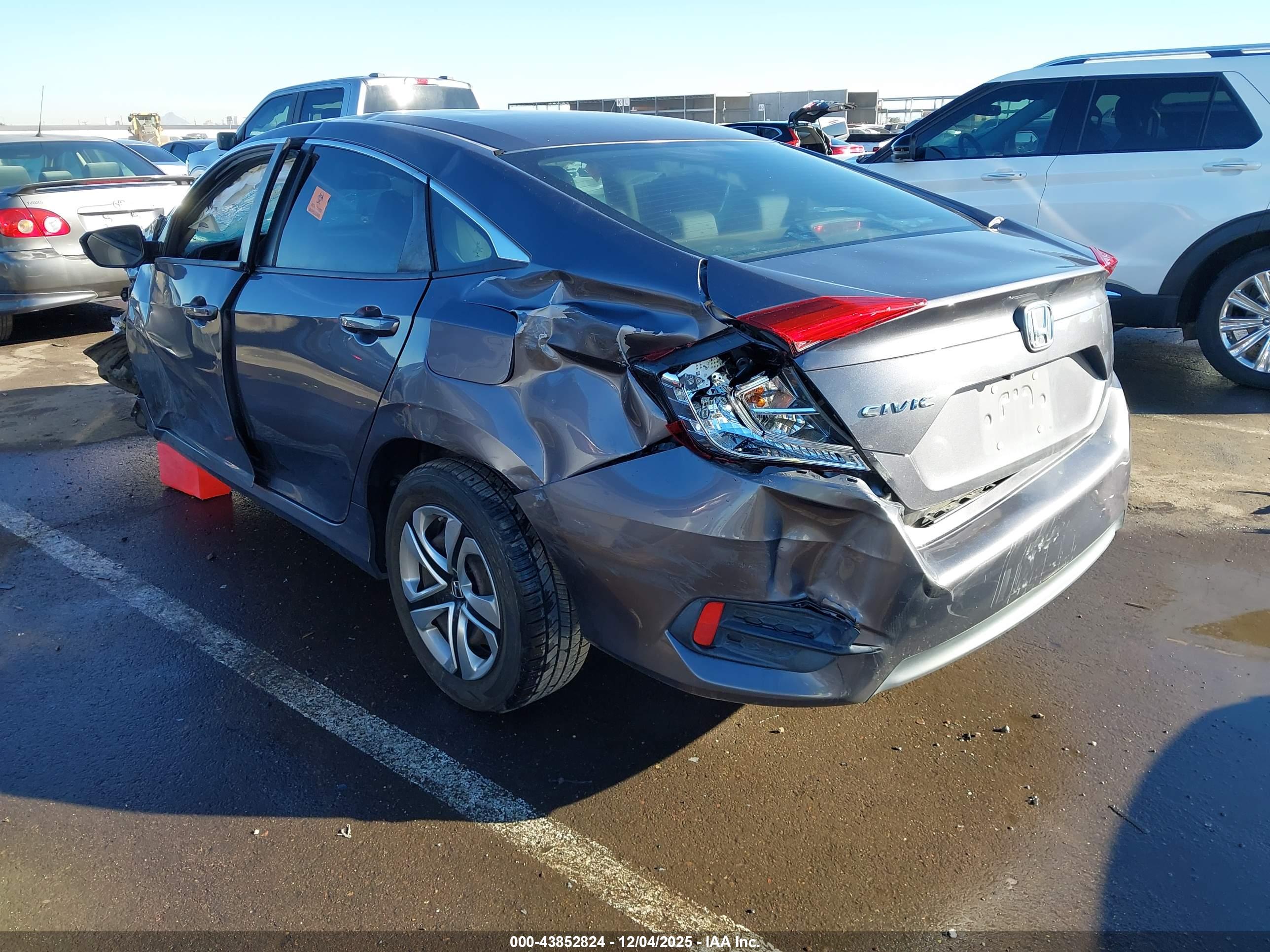 HONDA CIVIC image 3