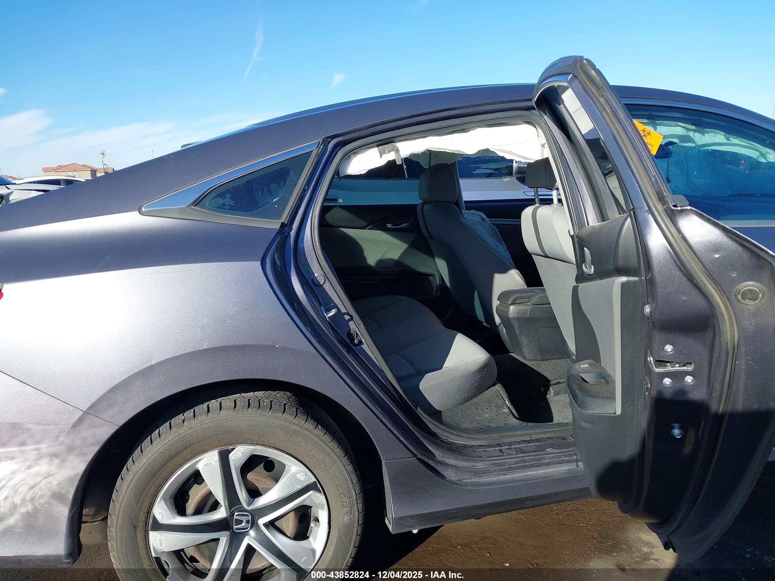 HONDA CIVIC image 8