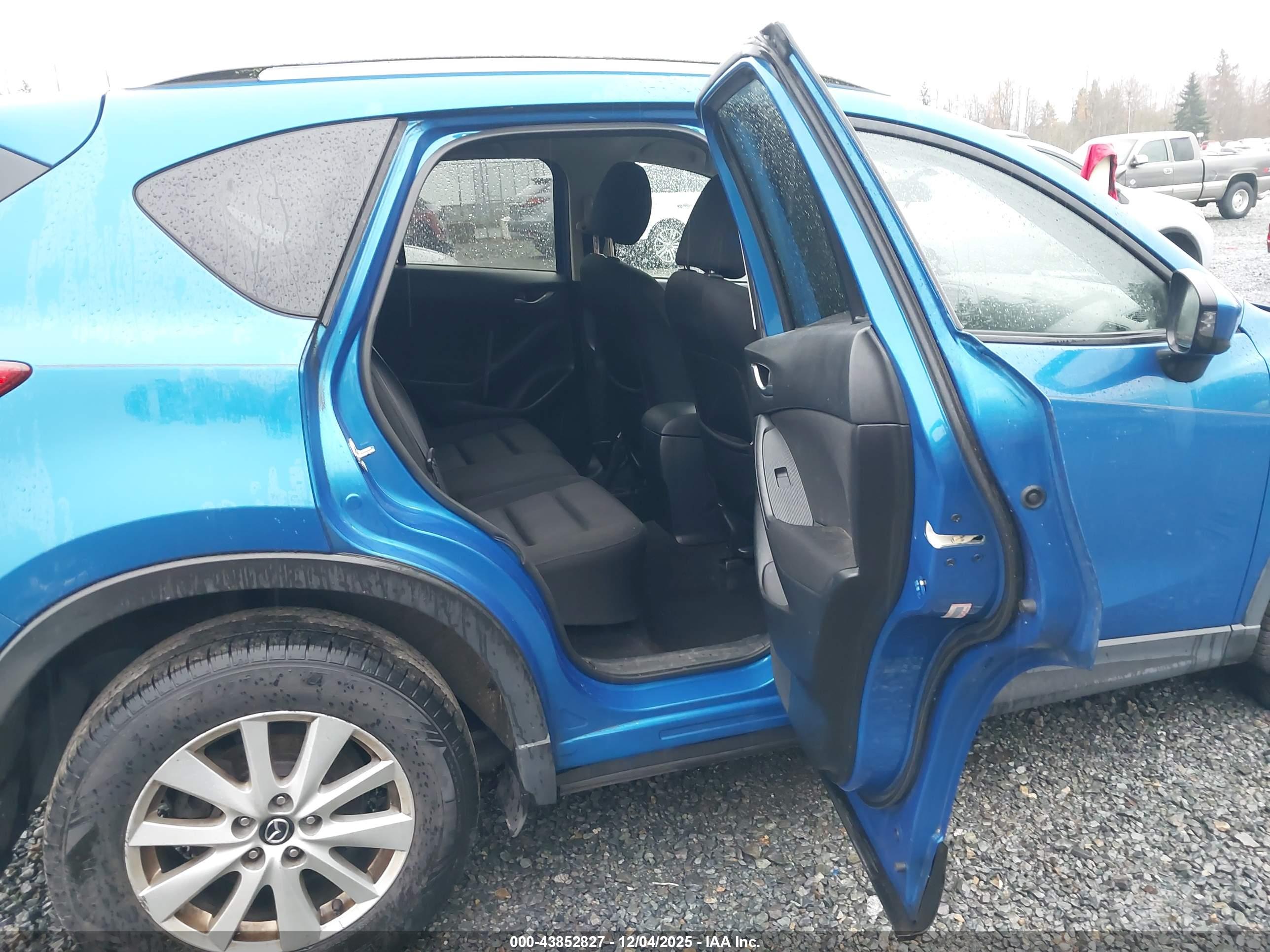 MAZDA CX-5 image 8