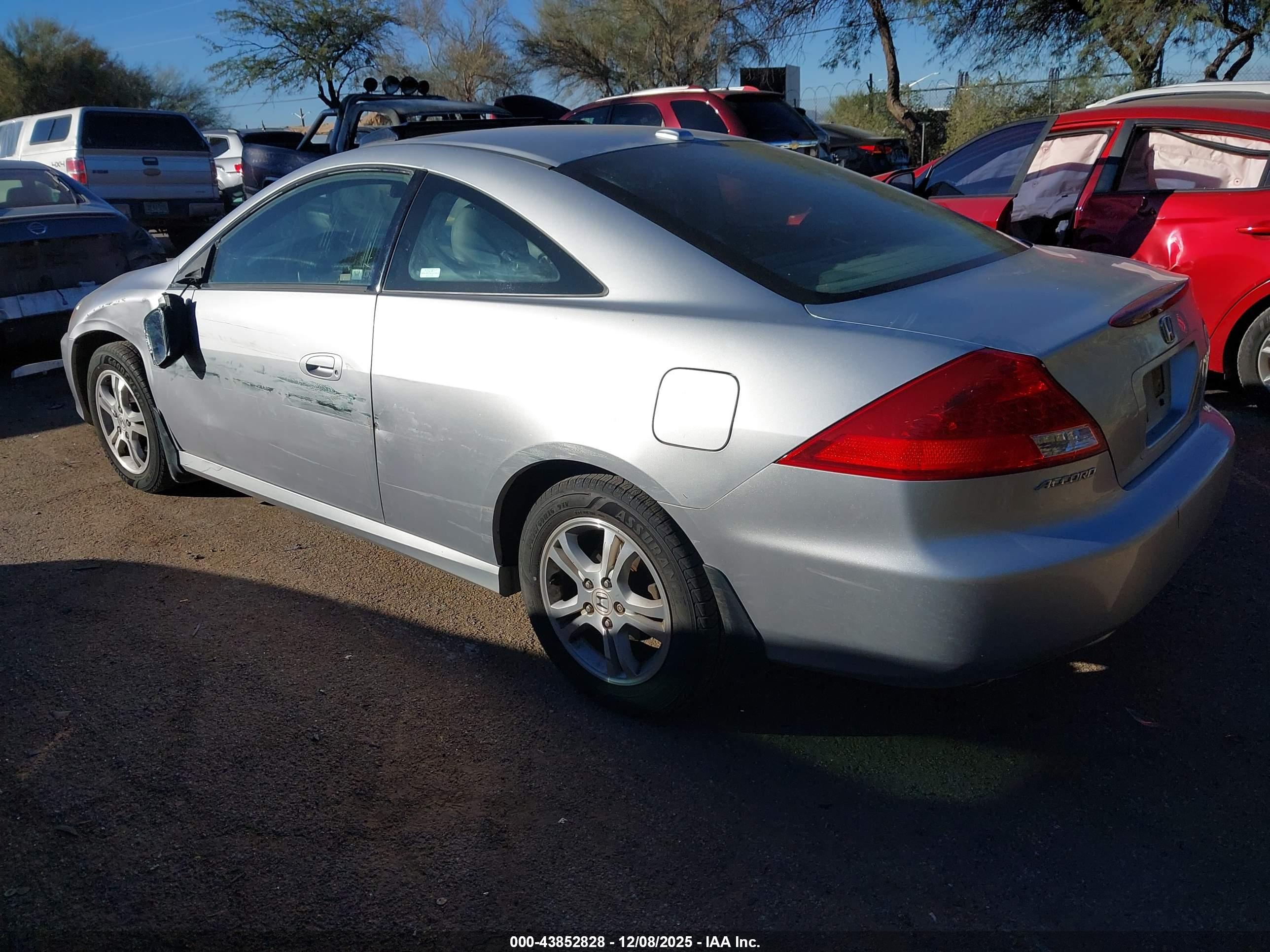 HONDA ACCORD image 3
