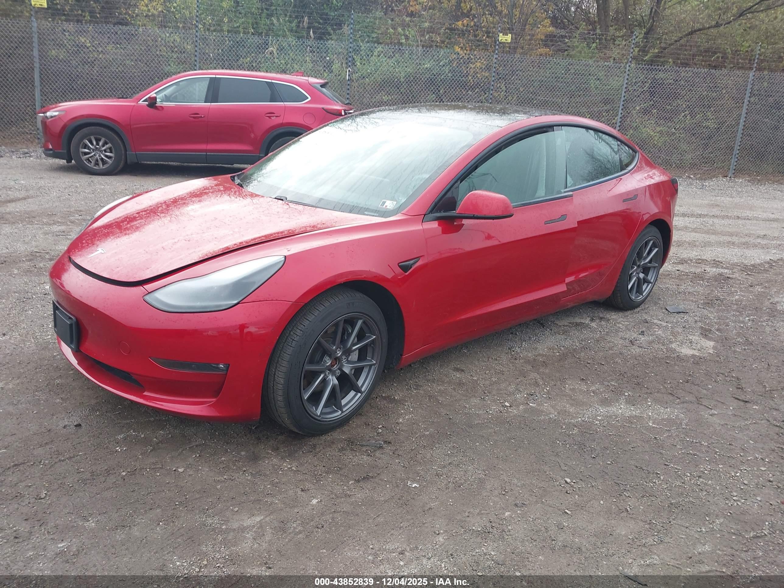 TESLA MODEL image 2