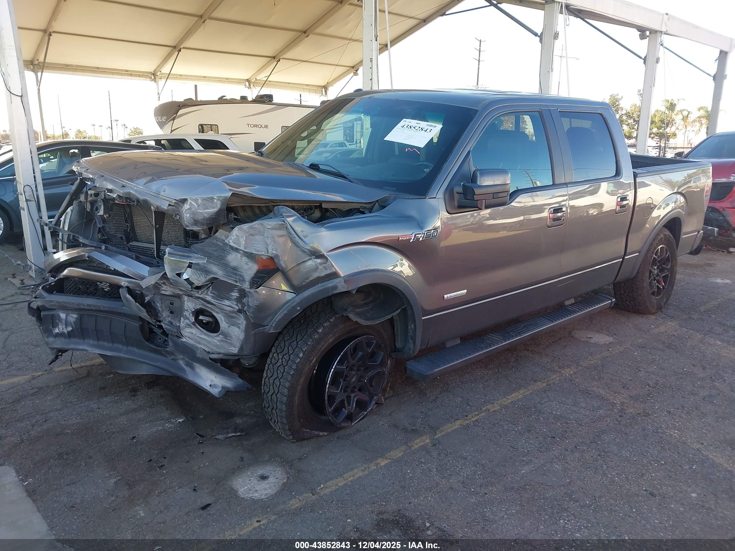 FORD F-150 image 2