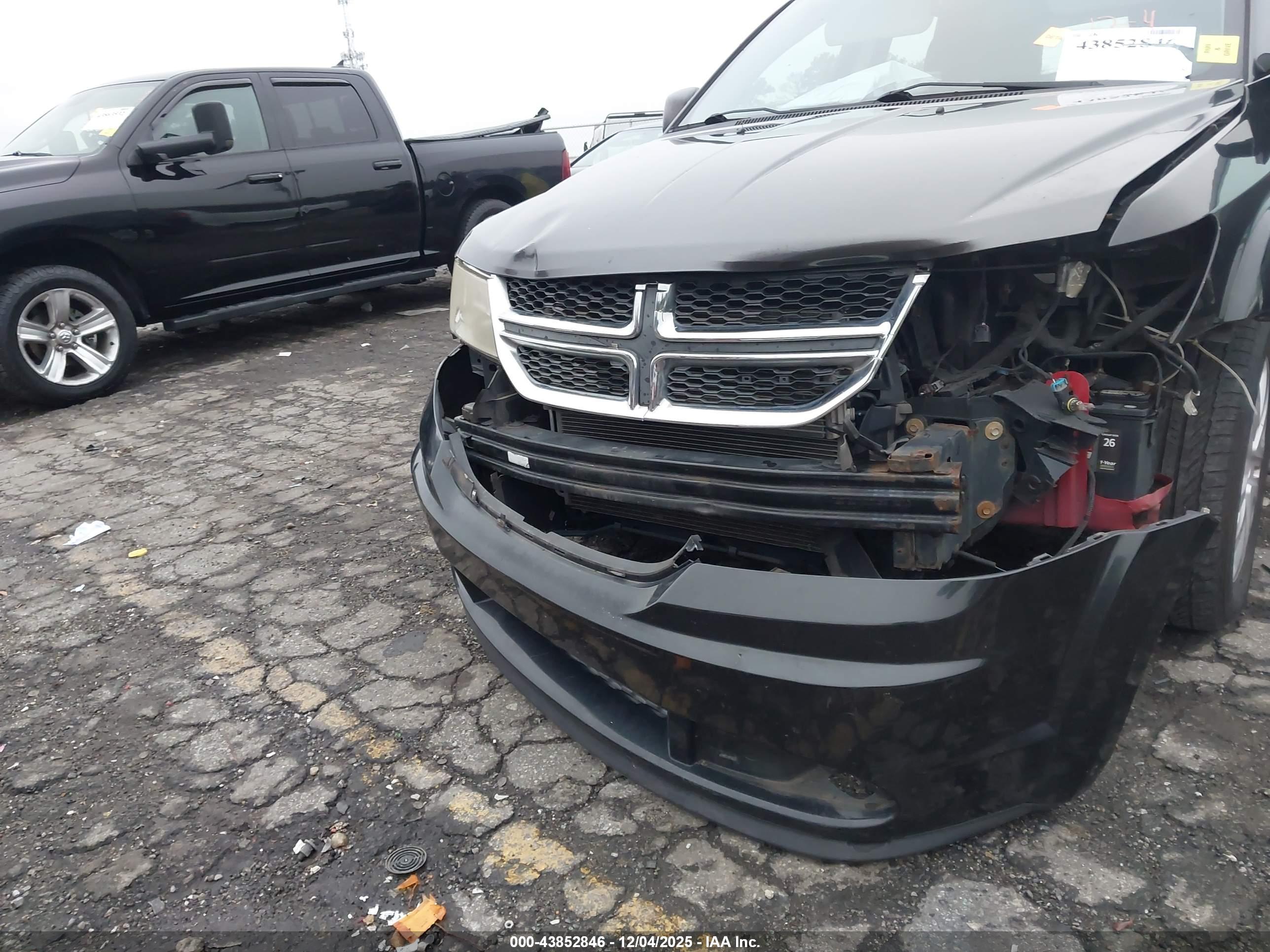 DODGE JOURNEY image 6