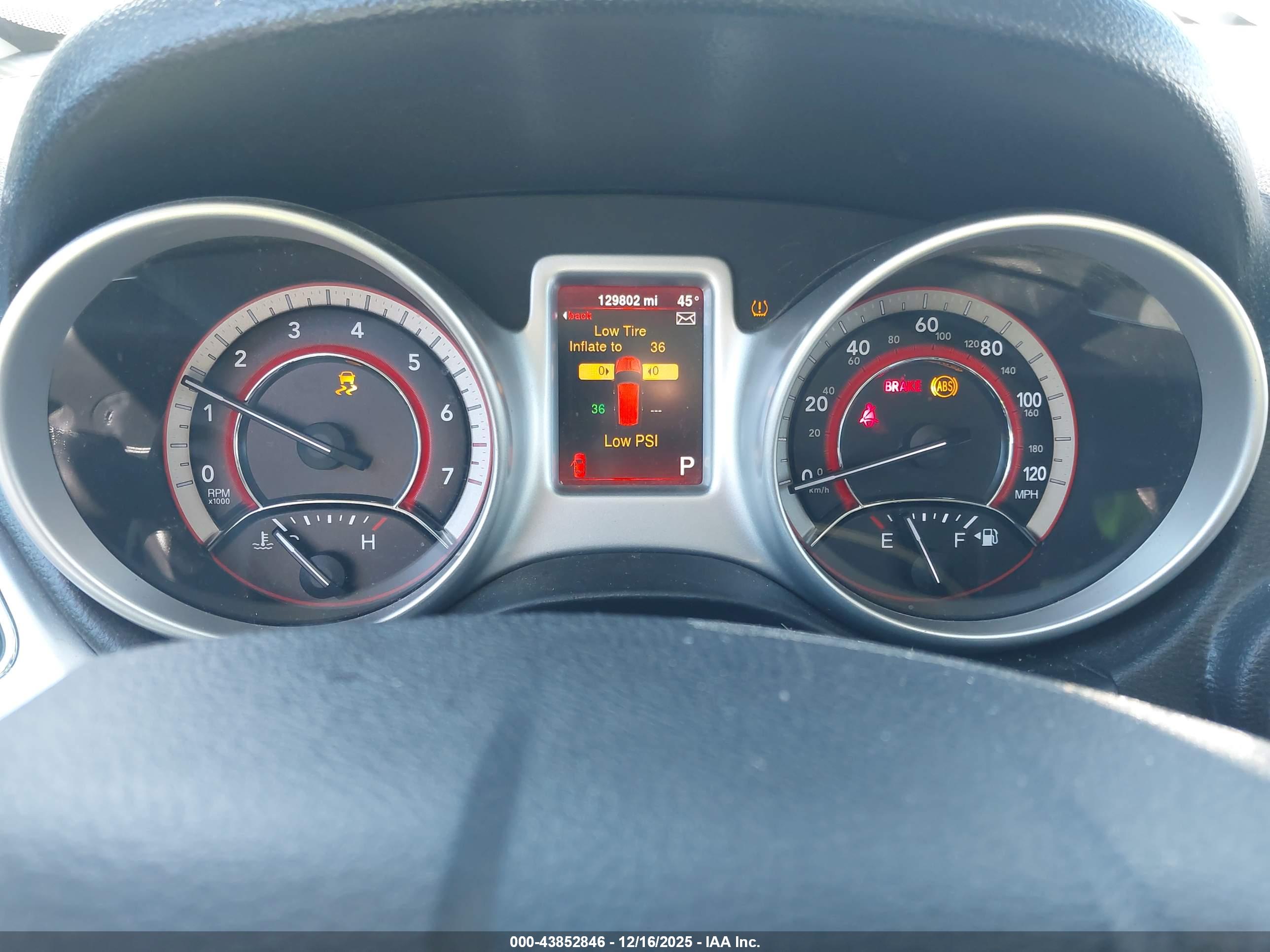 DODGE JOURNEY image 7