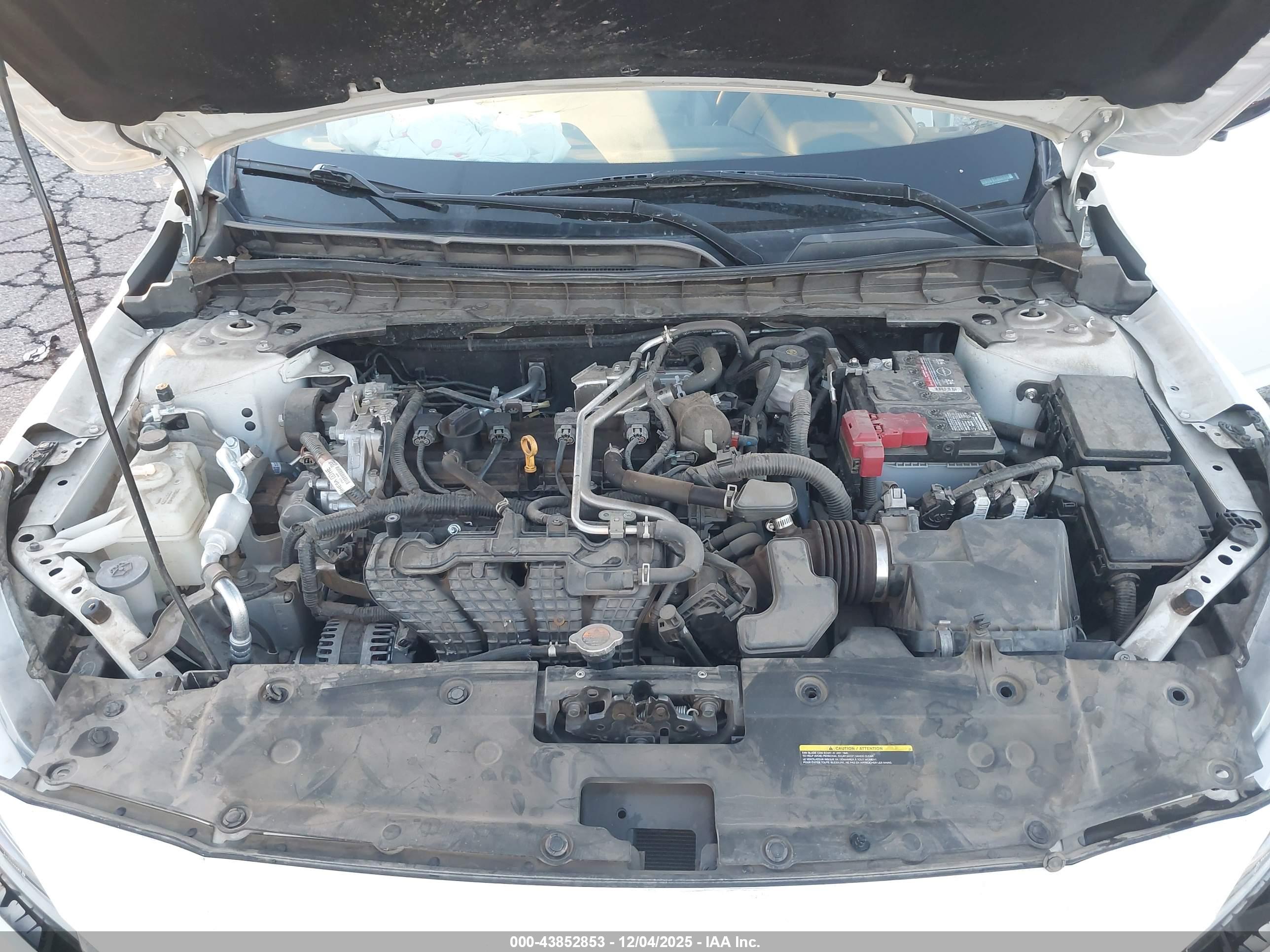 NISSAN ALTIMA image 10