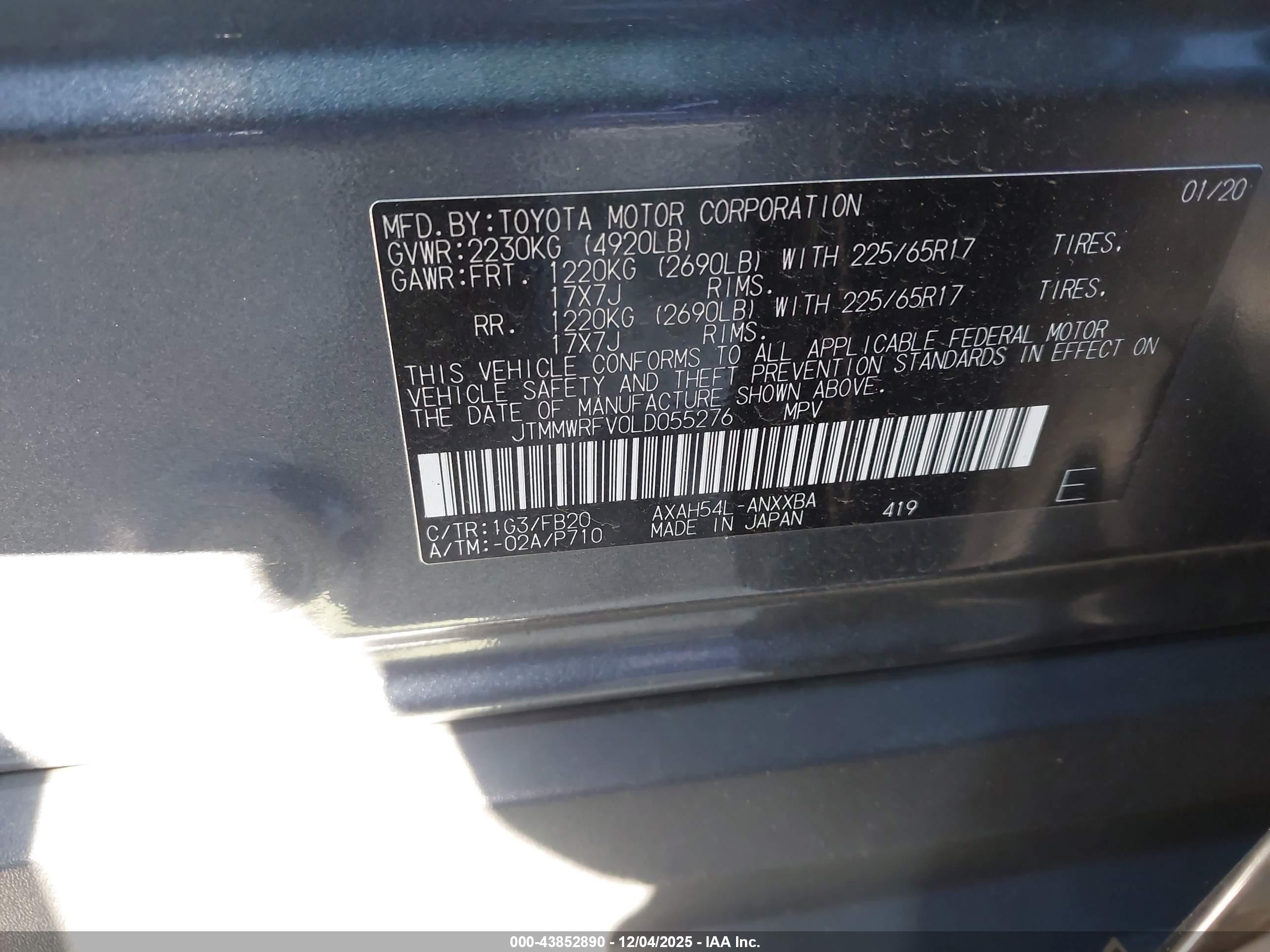 TOYOTA RAV4 image 9
